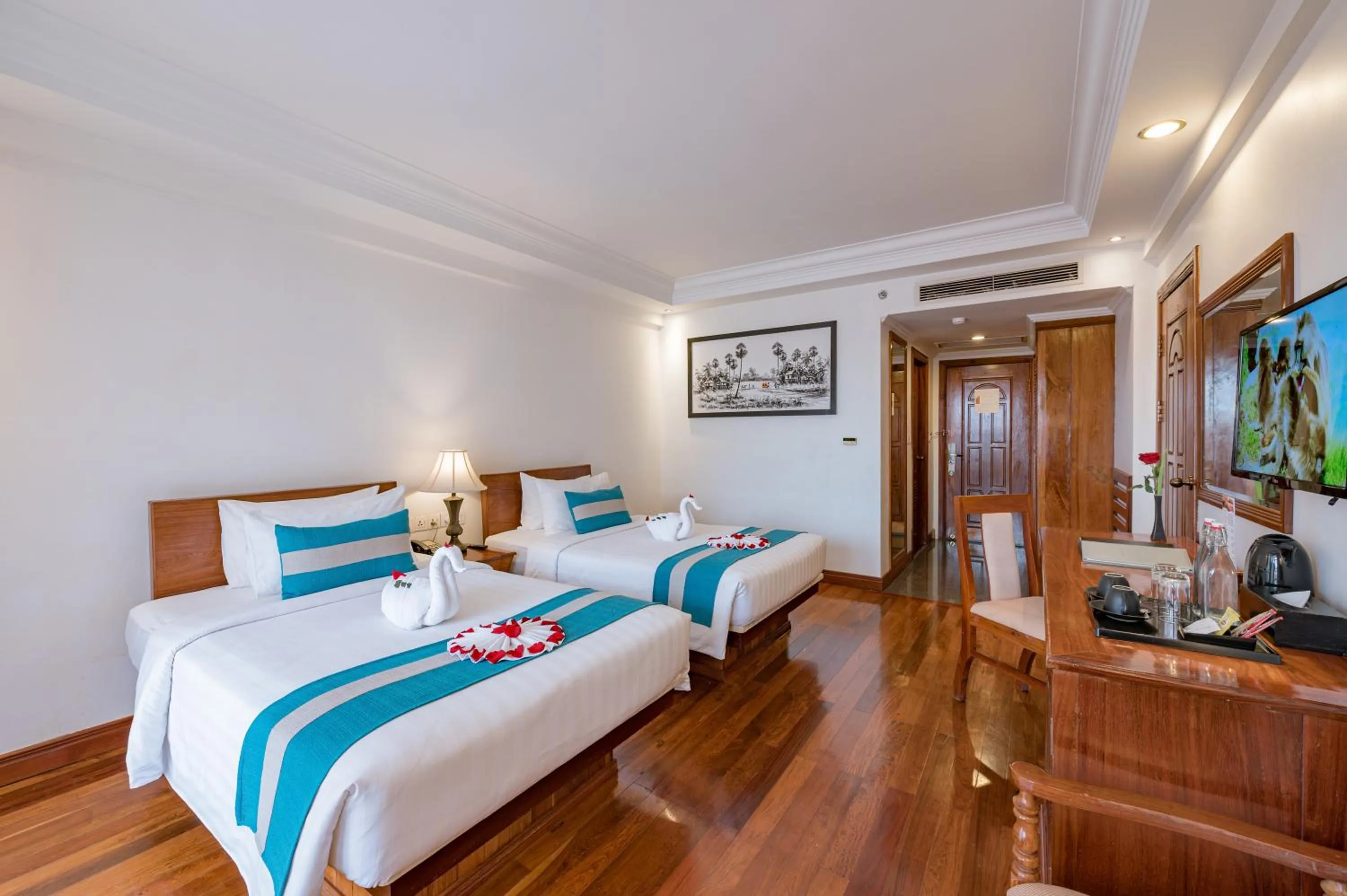 Bed in Somadevi Angkor Premium