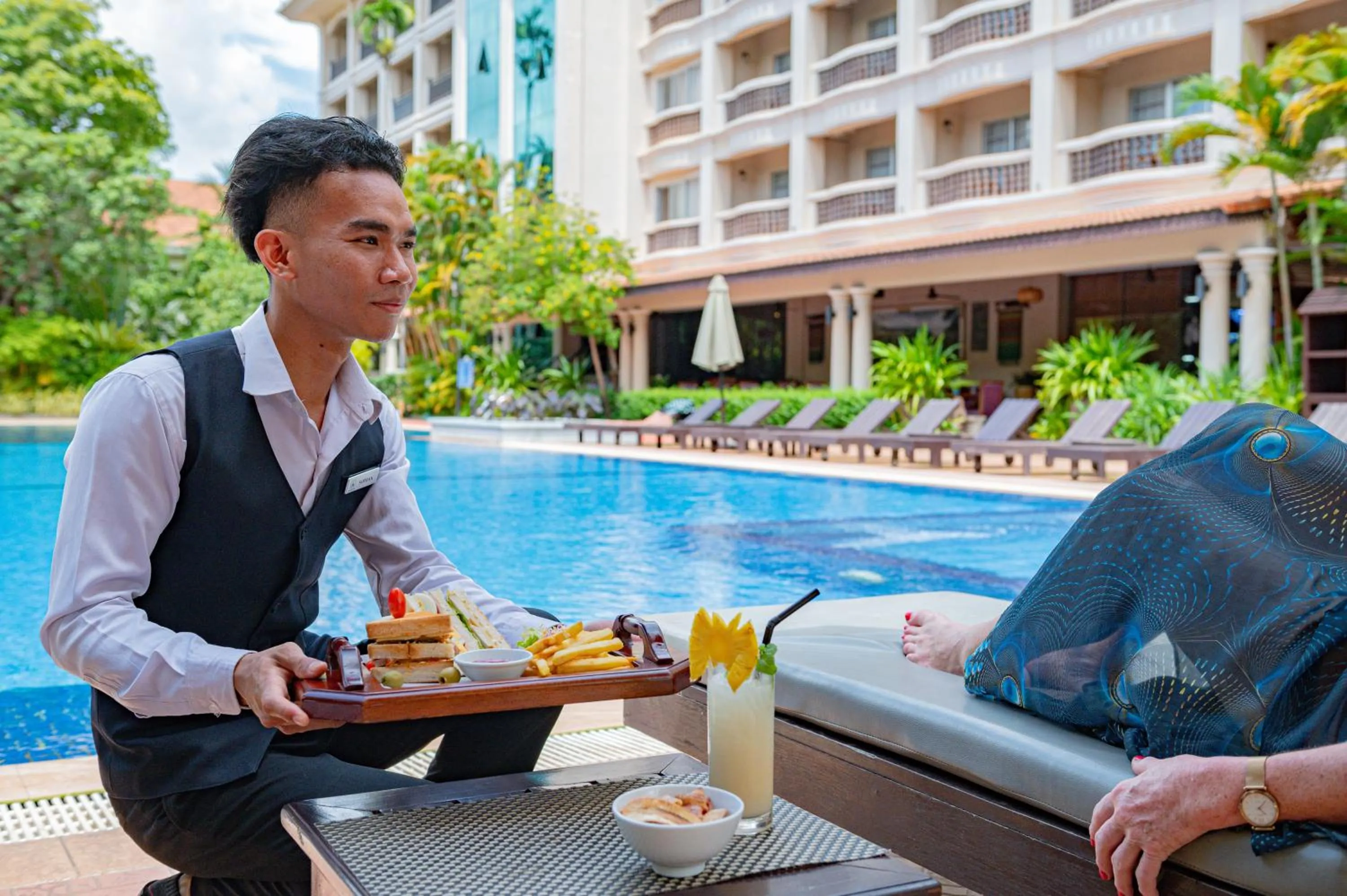 Food and drinks in Somadevi Angkor Premium