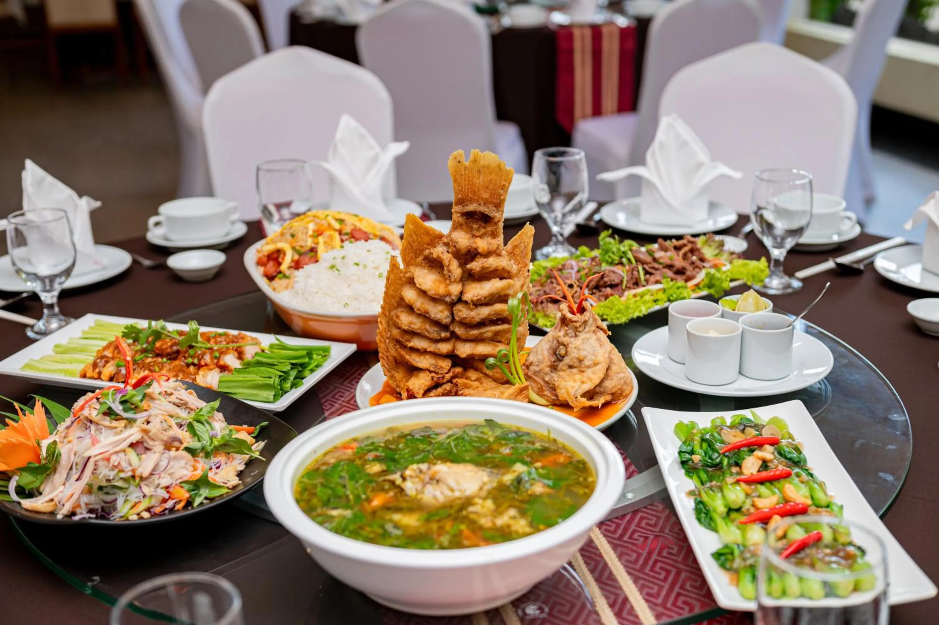 Food in Somadevi Angkor Premium