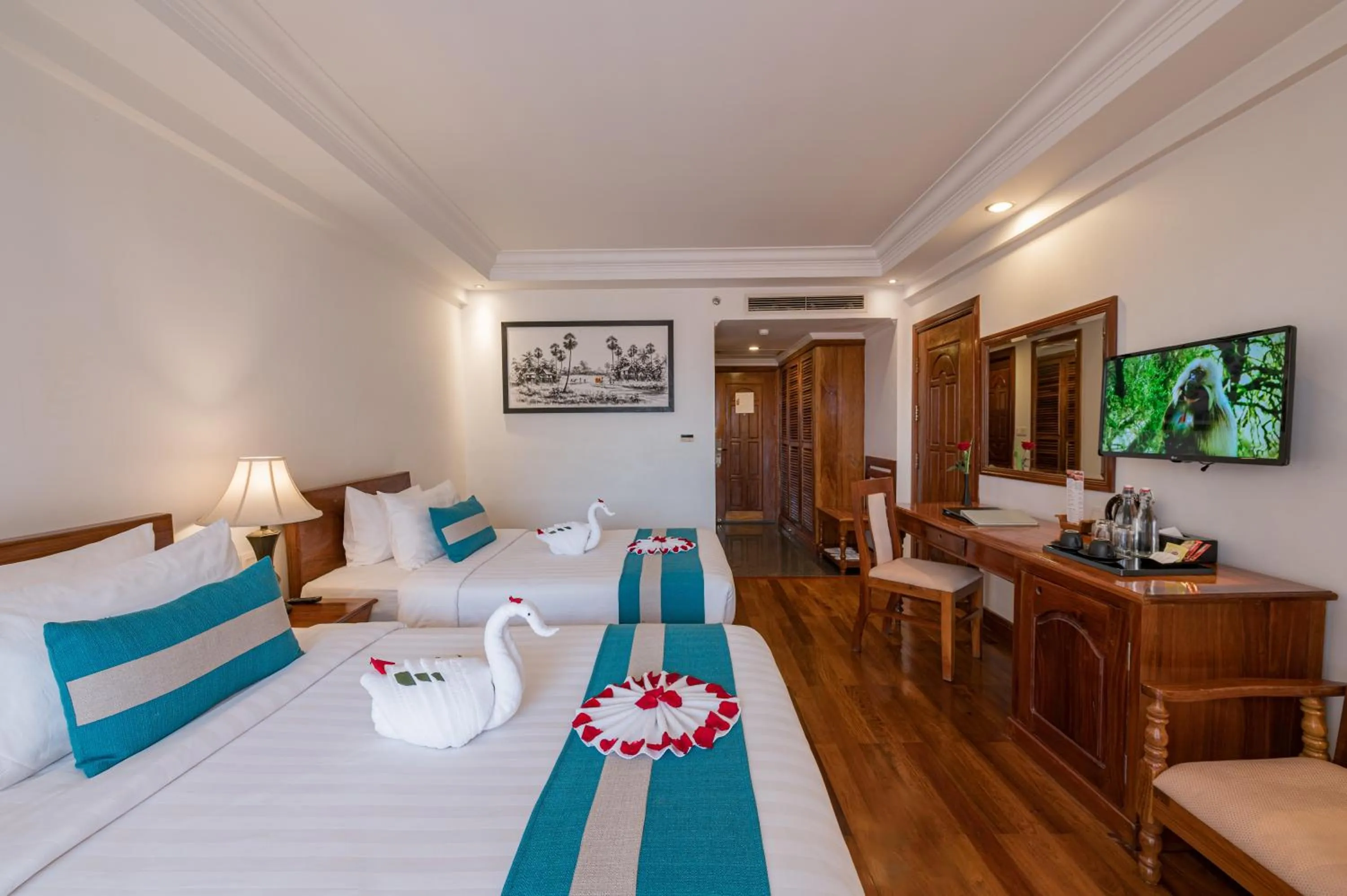 Bed in Somadevi Angkor Premium