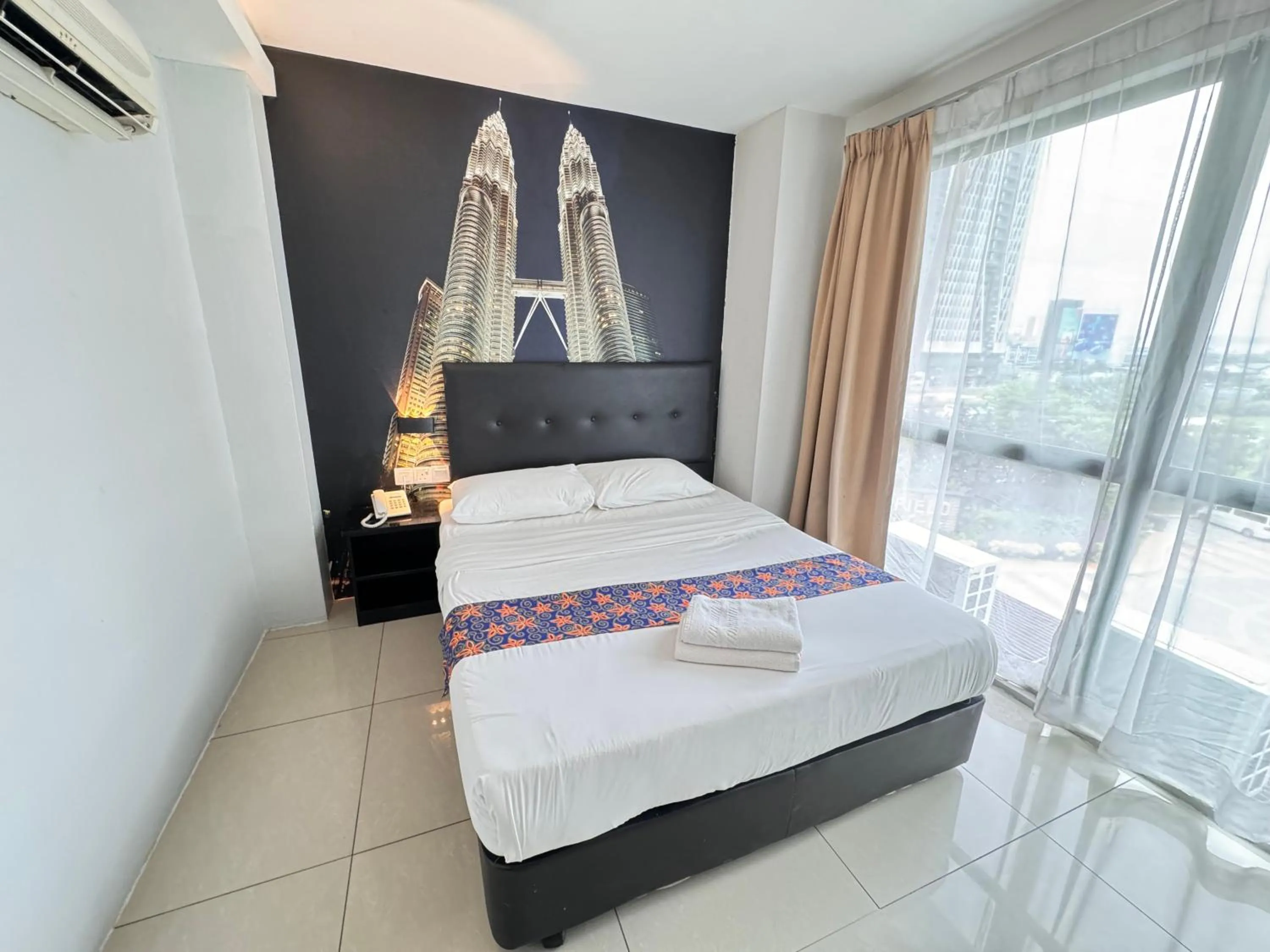 Bedroom, Bed in Best View Hotel Sunway Mentari