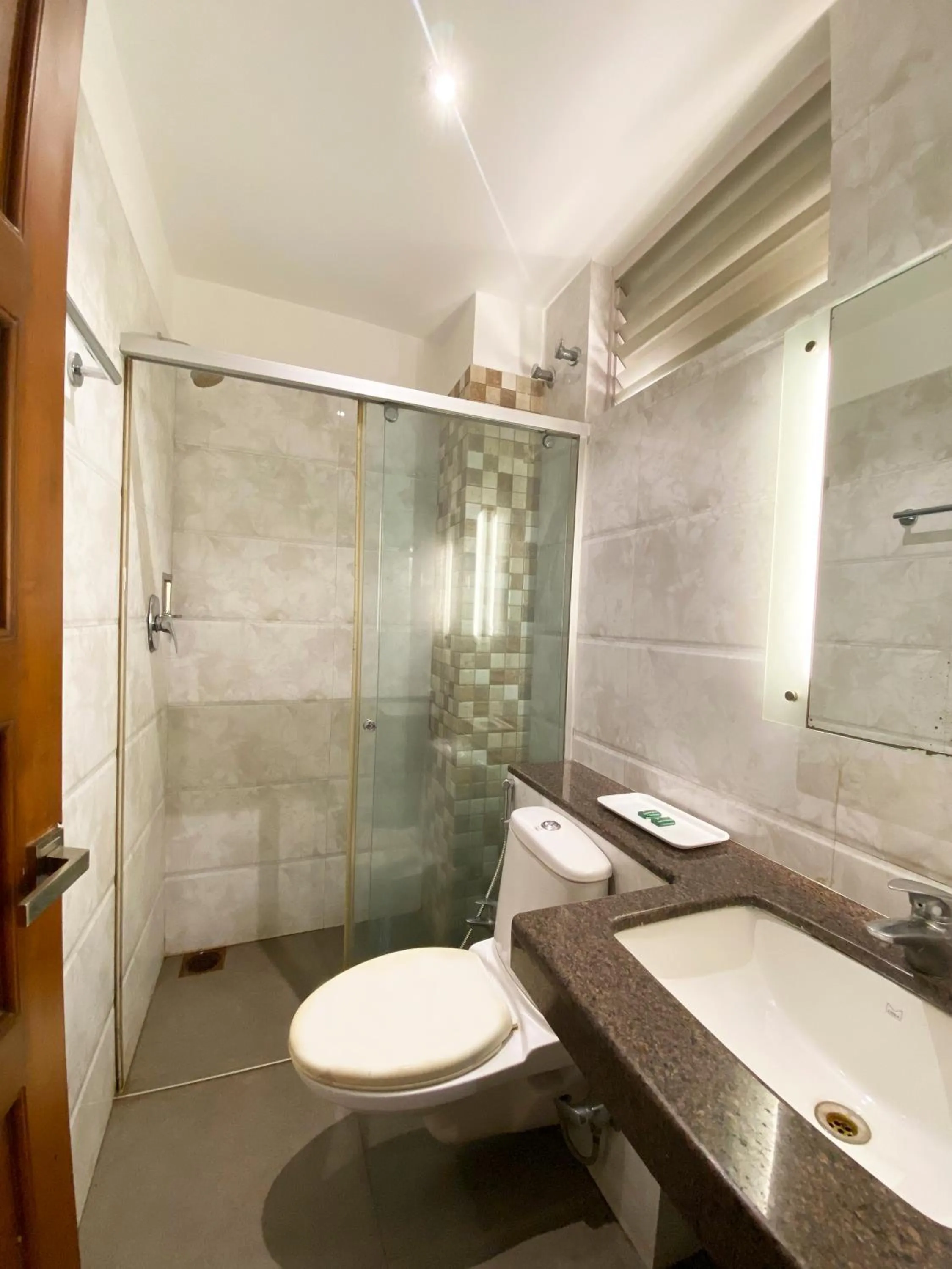 Toilet in Hotel Park Plaza