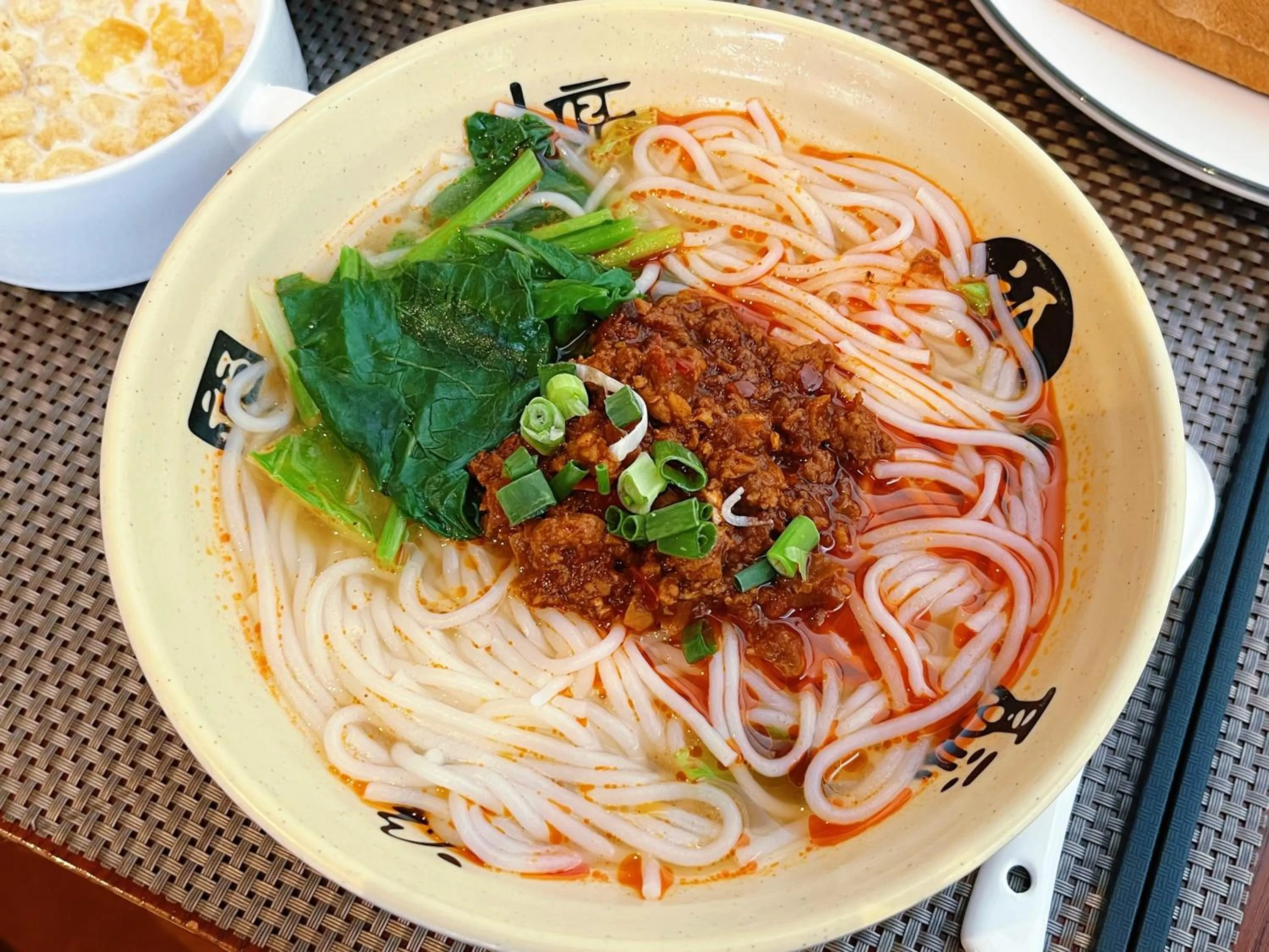 Breakfast in Hilton Garden Inn Shangri-La