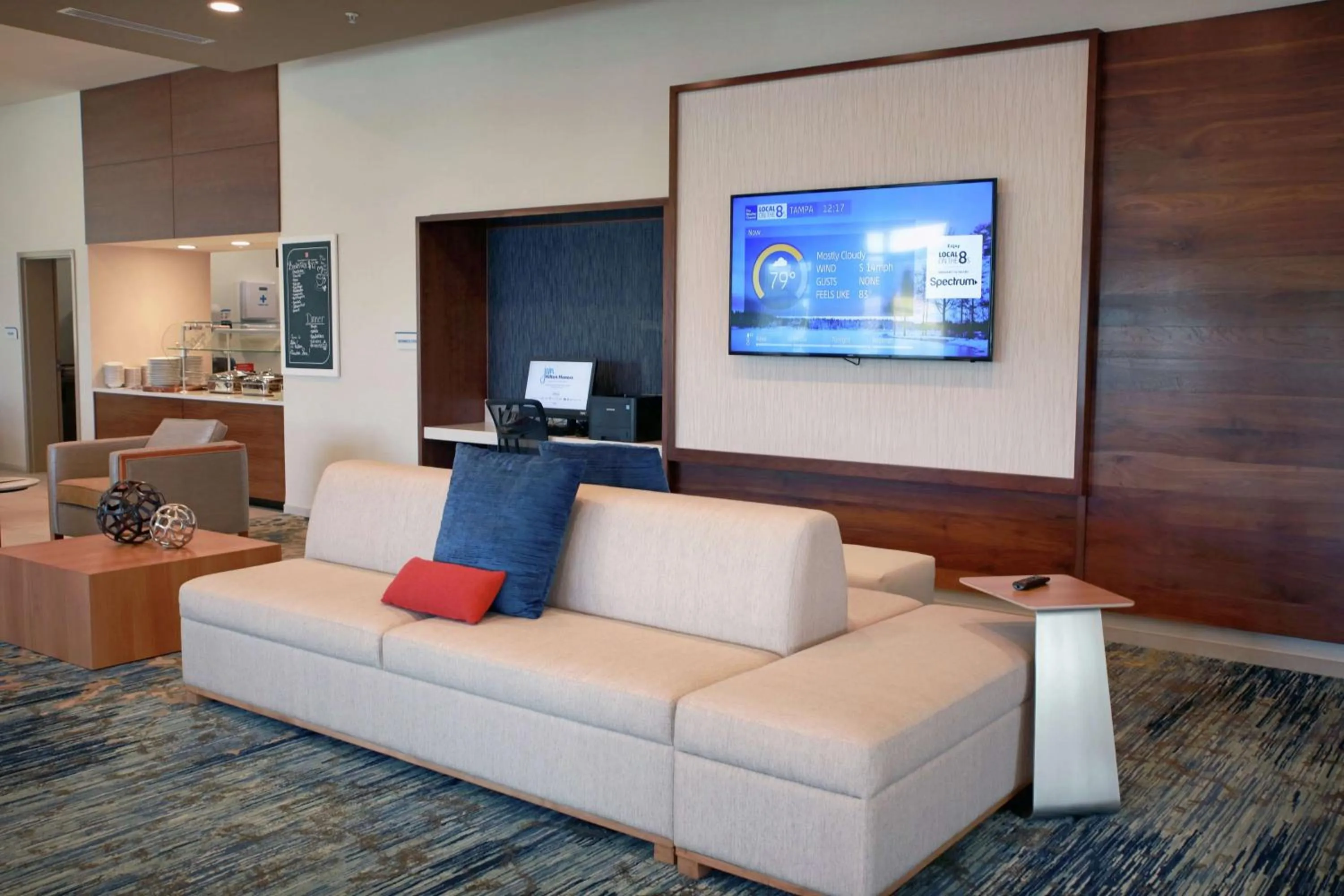 Lobby or reception in Hilton Garden Inn Tampa - Wesley Chapel