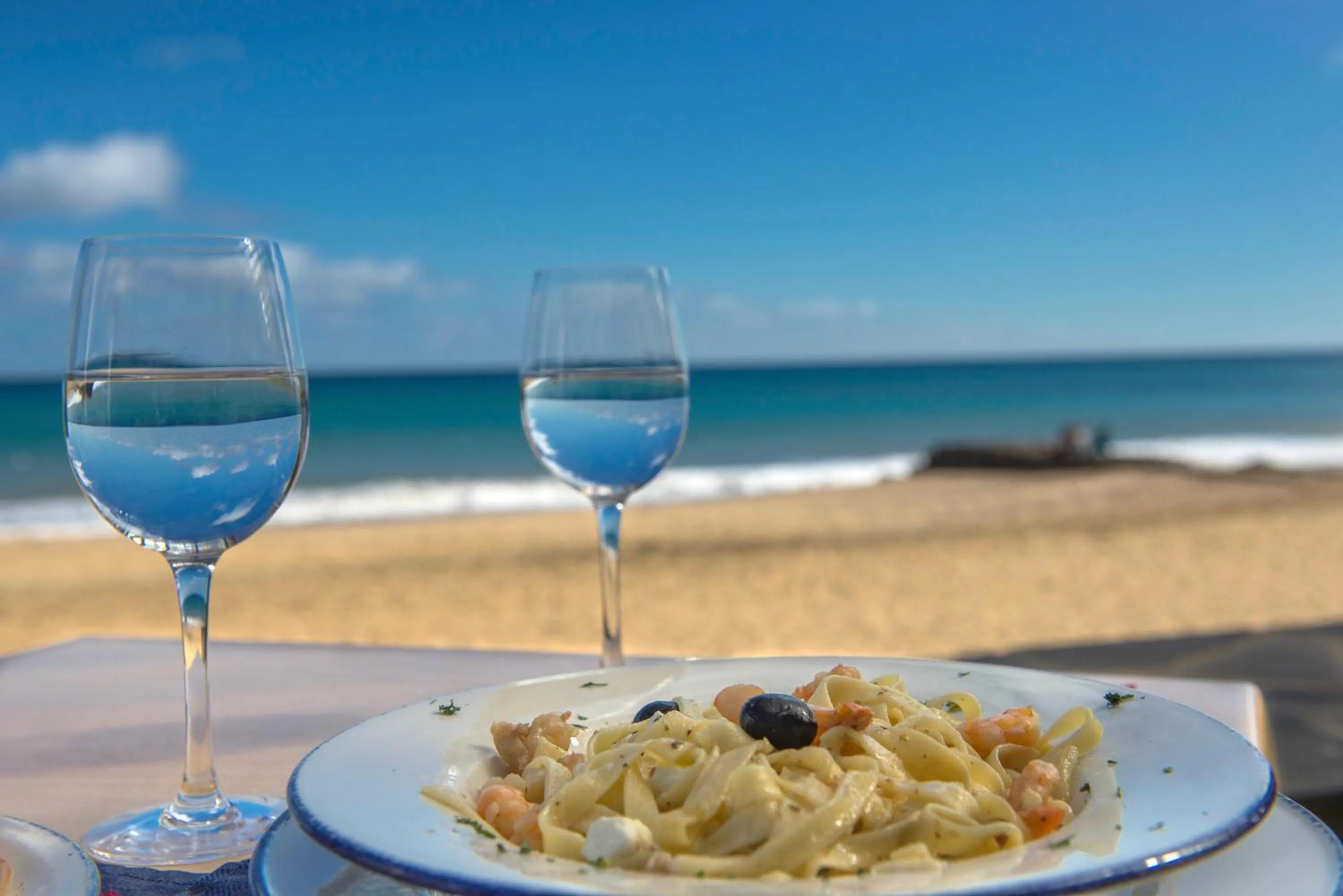 Food and drinks in Hotel Torre Praia