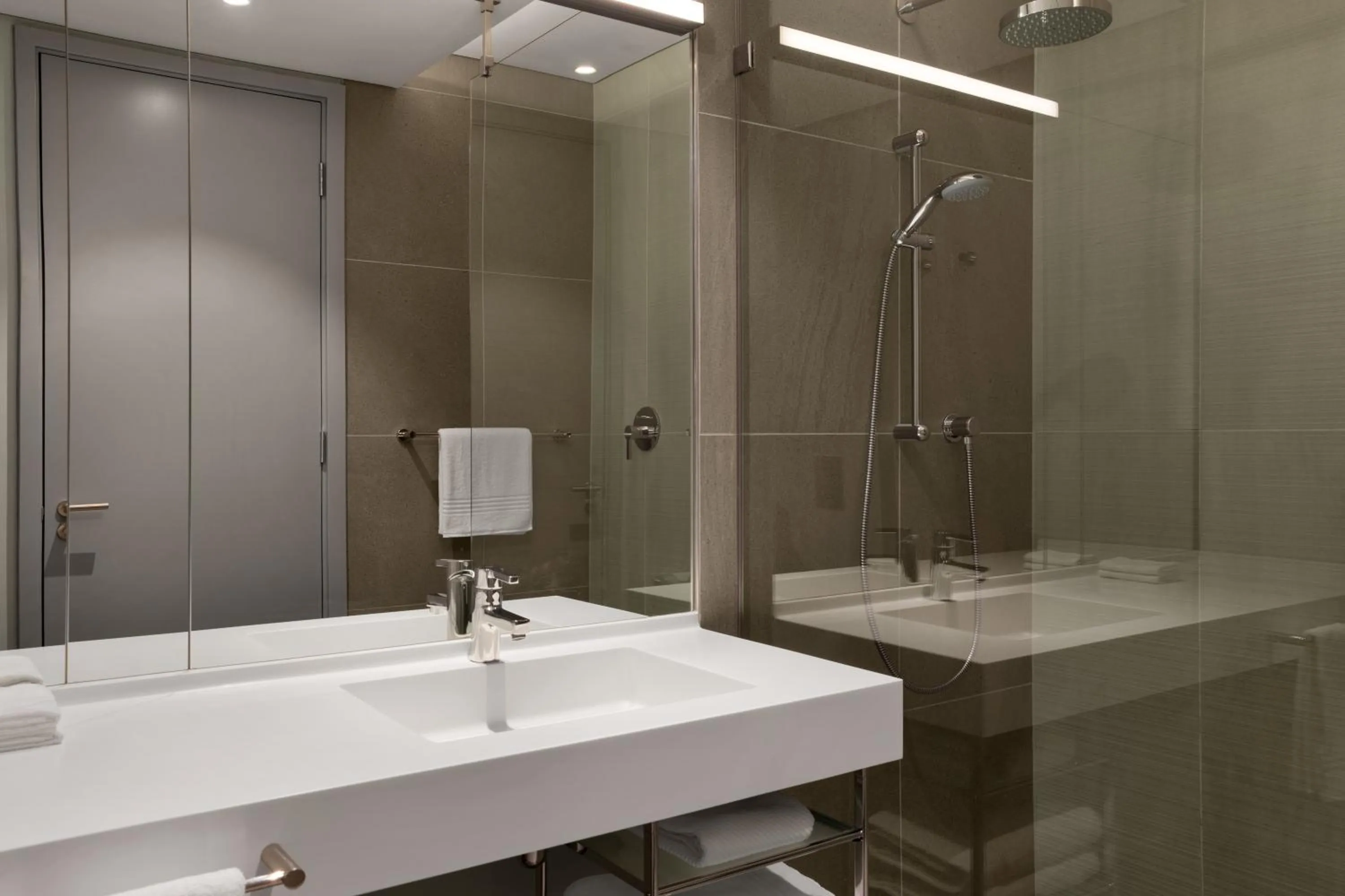 Bathroom in AC Hotel by Marriott Cape Town Waterfront