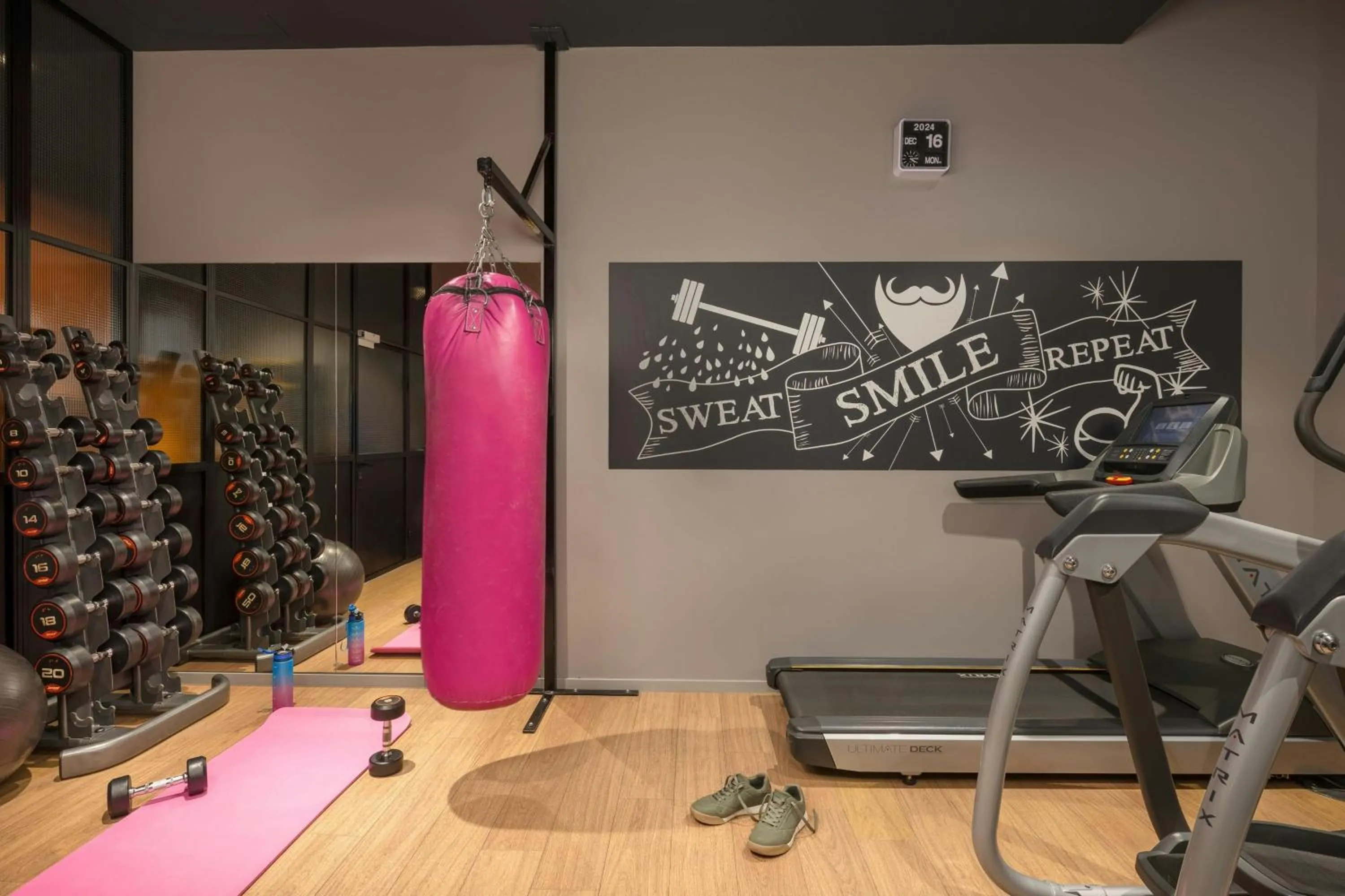 Fitness centre/facilities in Moxy Glasgow Merchant City