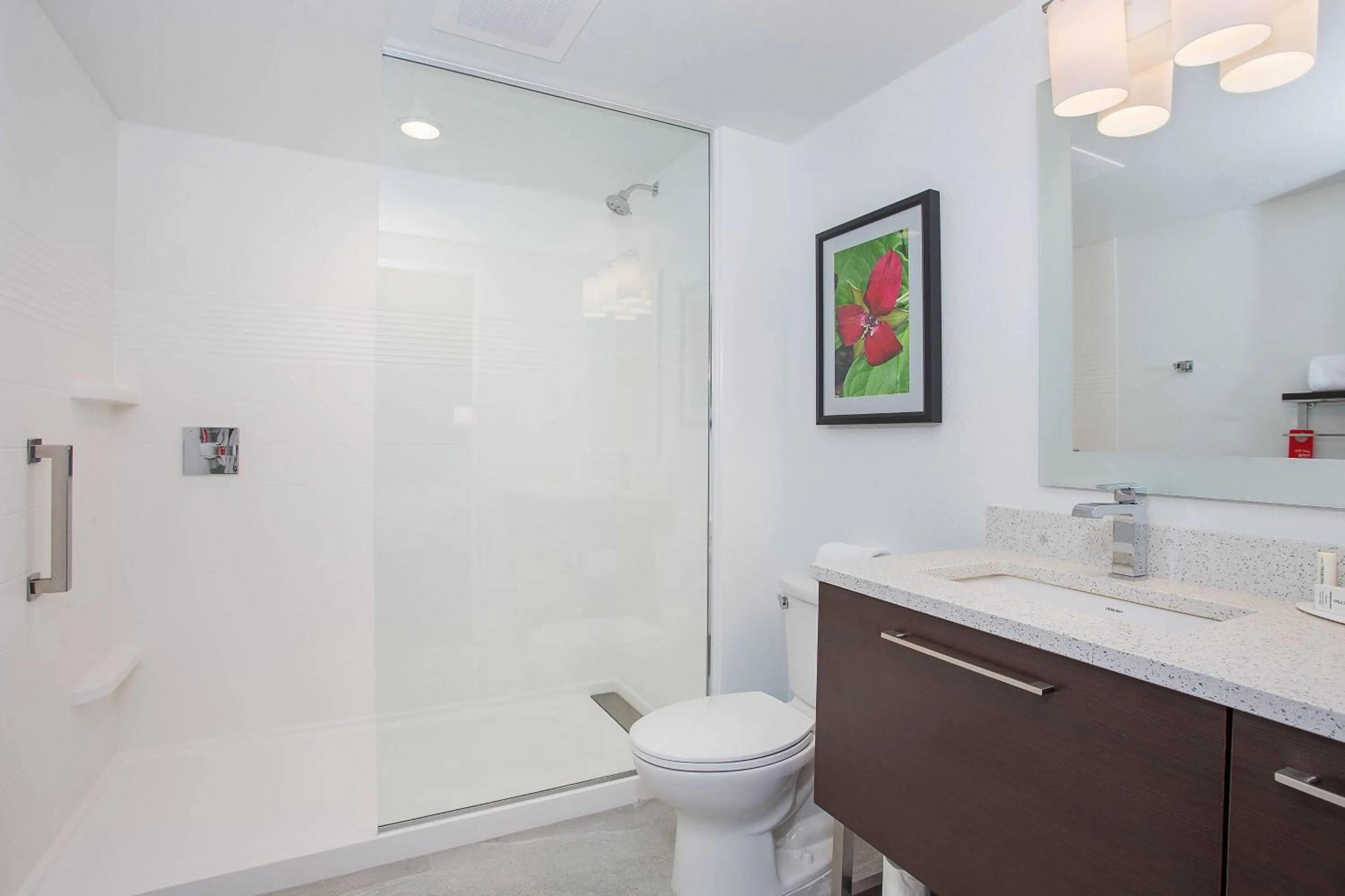Bathroom in TownePlace Suites by Marriott Knoxville Oak Ridge