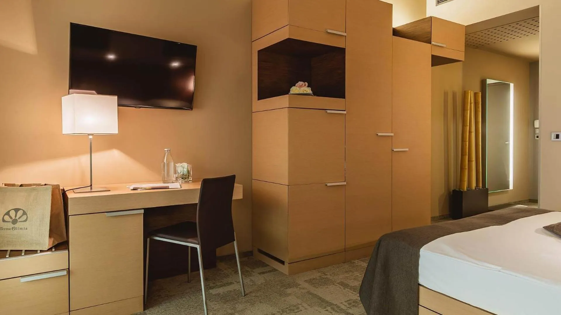 Bed in Terme Olimia - Hotel Sotelia