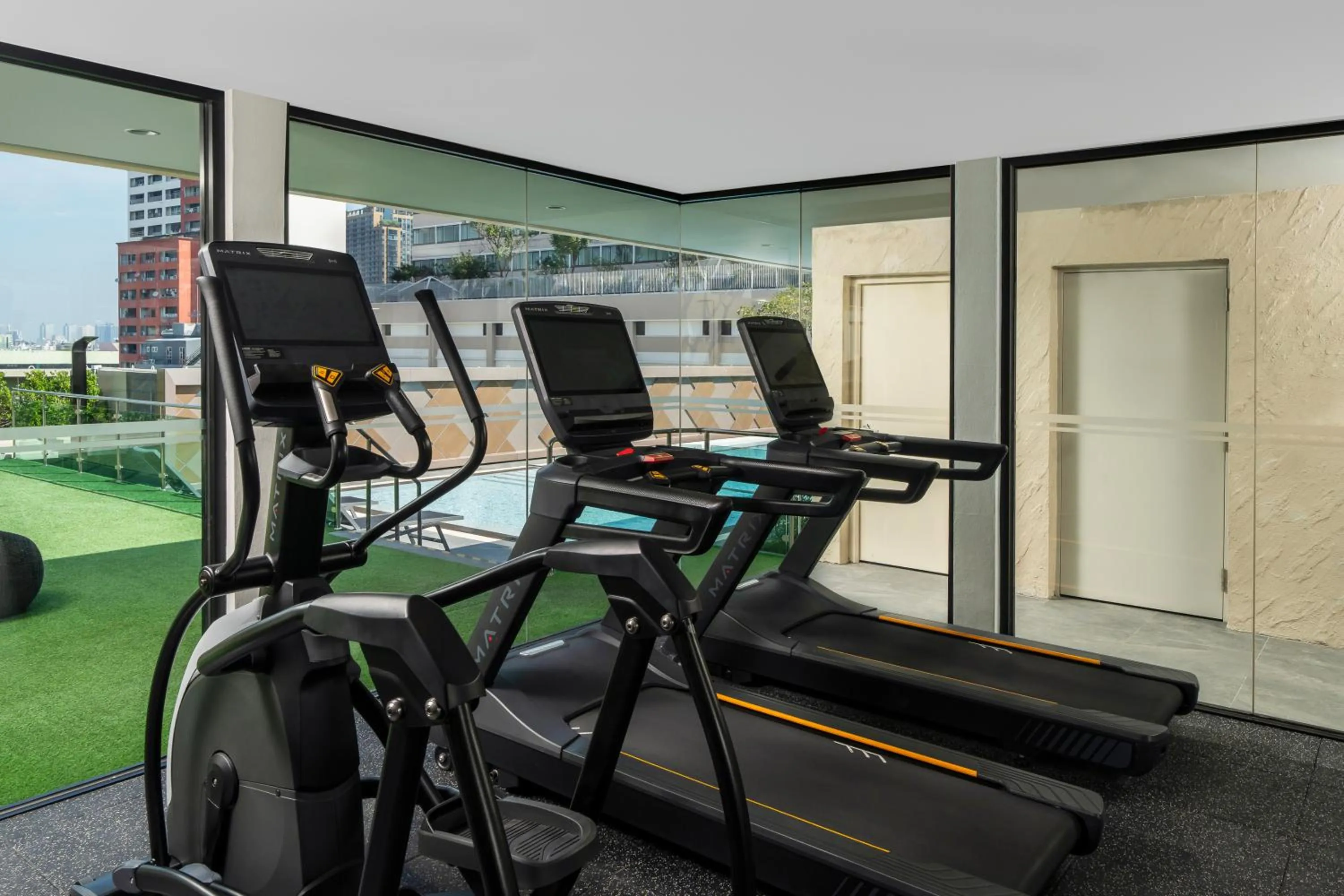 Fitness centre/facilities in Hyatt Place Bangkok Sukhumvit 1