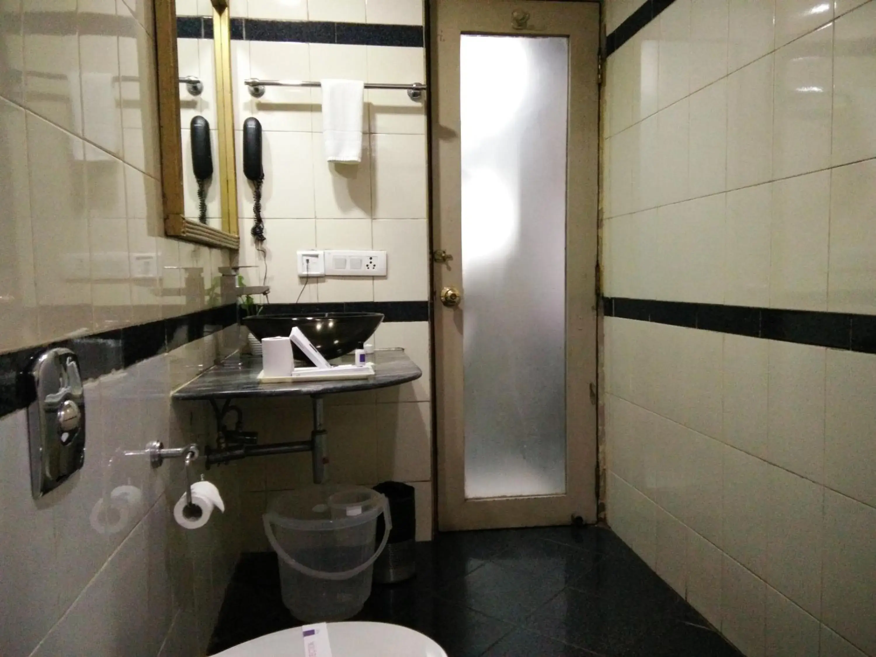 King Room in Hotel Empires King Room in Hotel Empires