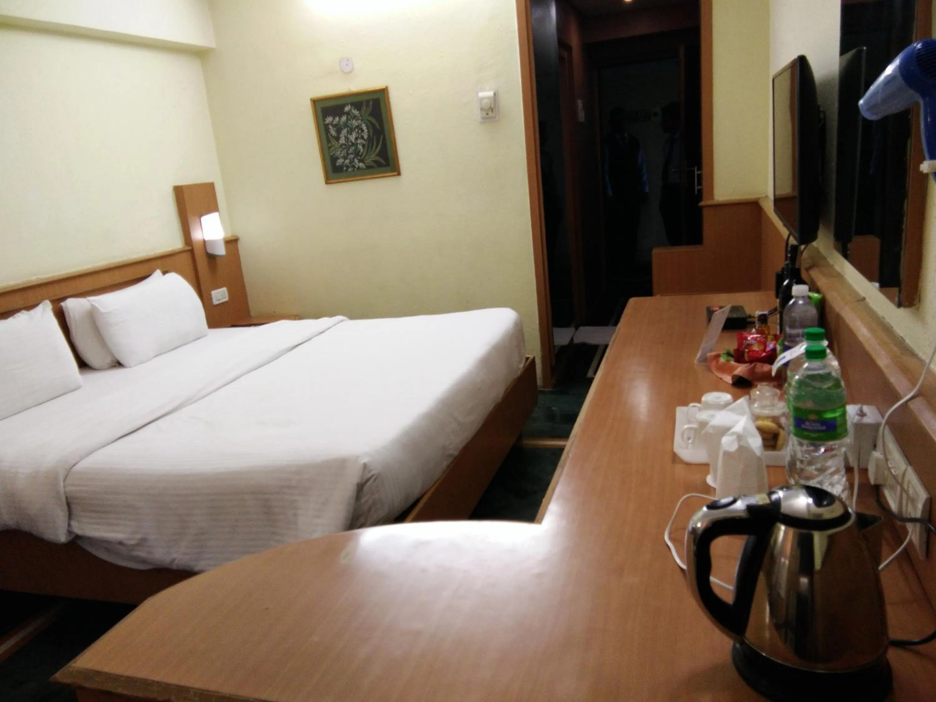 Photo of the whole room in Hotel Empires