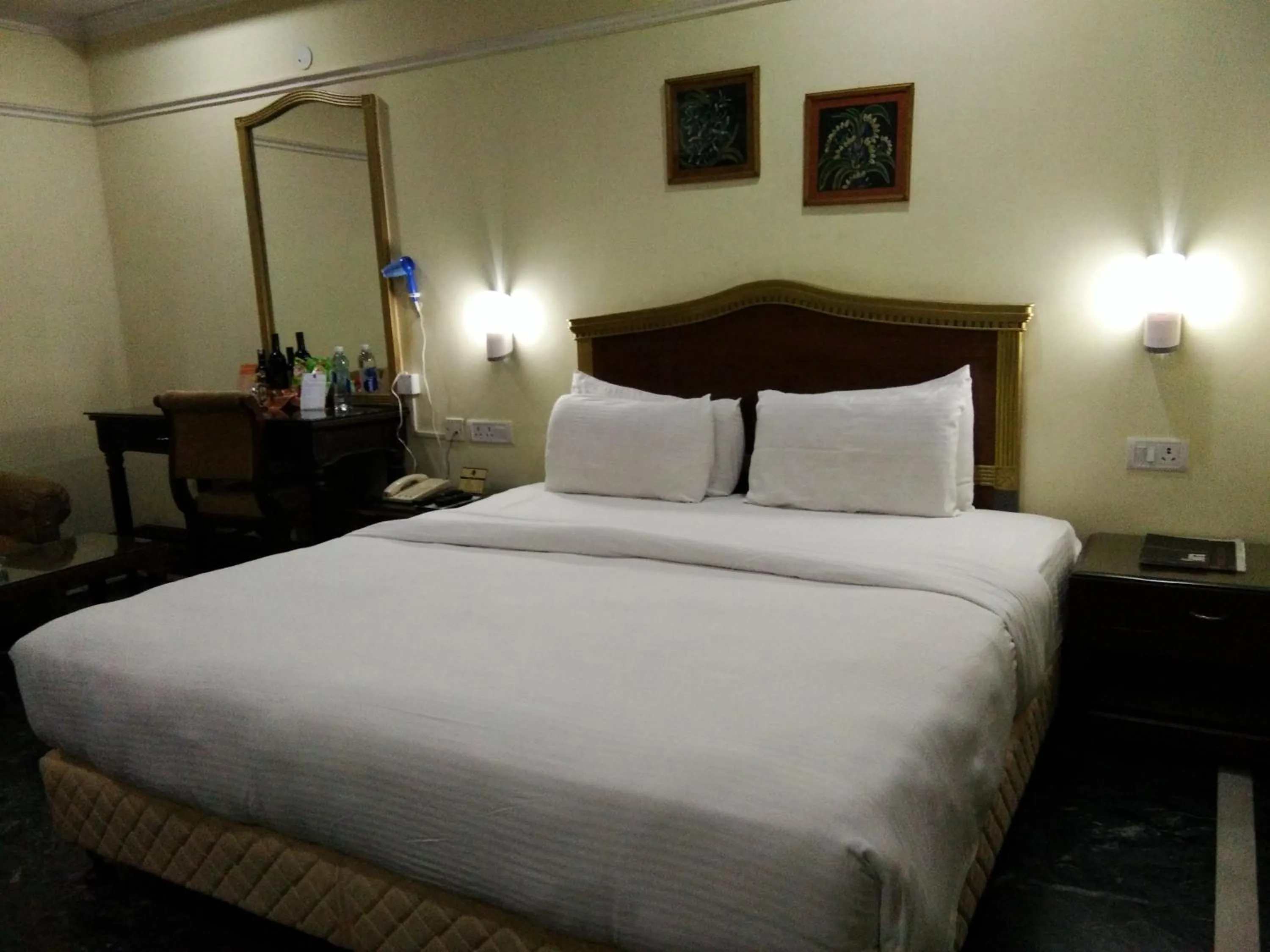 Bed in Hotel Empires