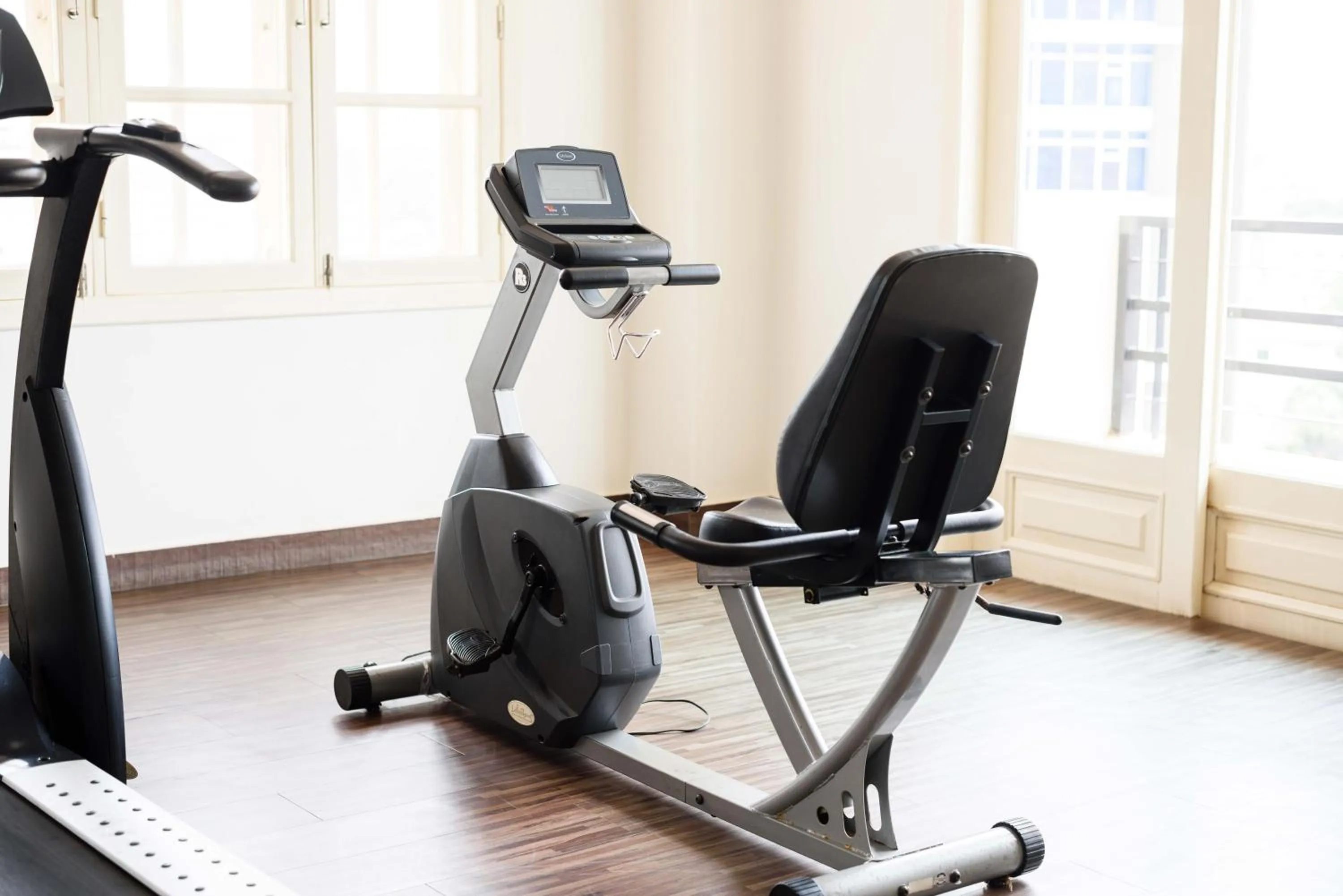 Fitness centre/facilities in City View Apartment