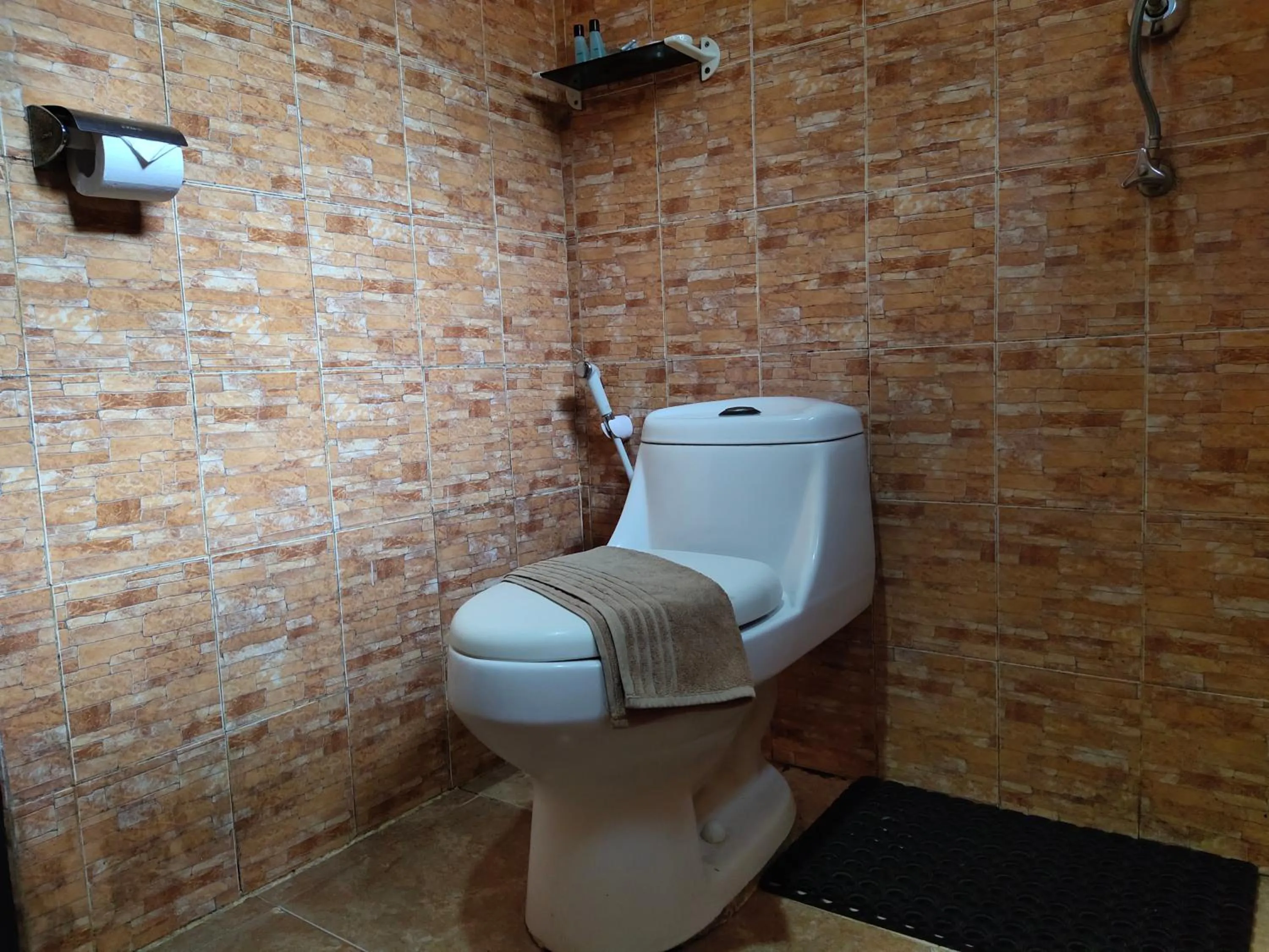 Bathroom in Bromo Permai 1