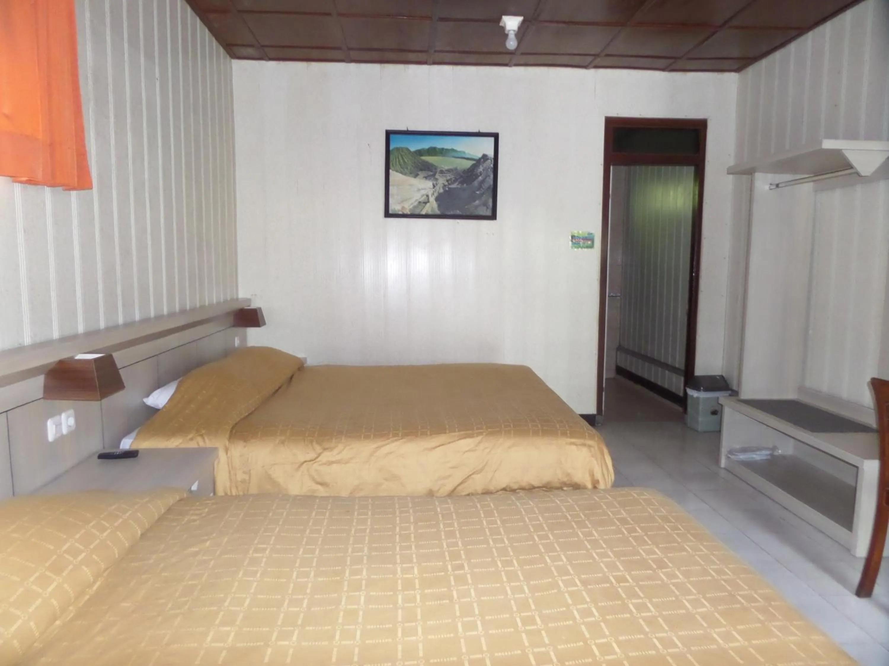 Bedroom, Bed in Bromo Permai 1