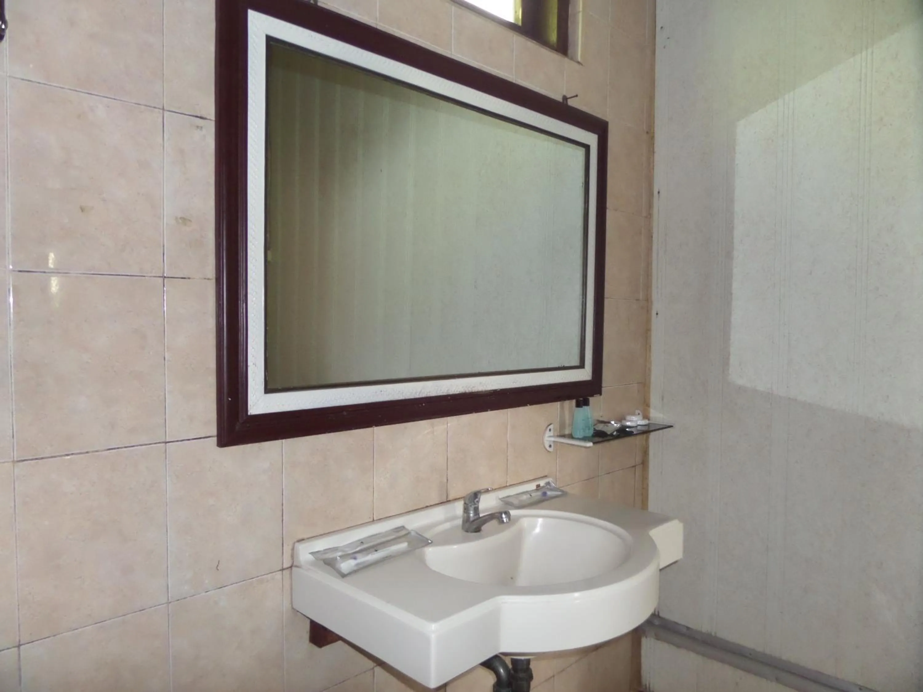 Bathroom in Bromo Permai 1