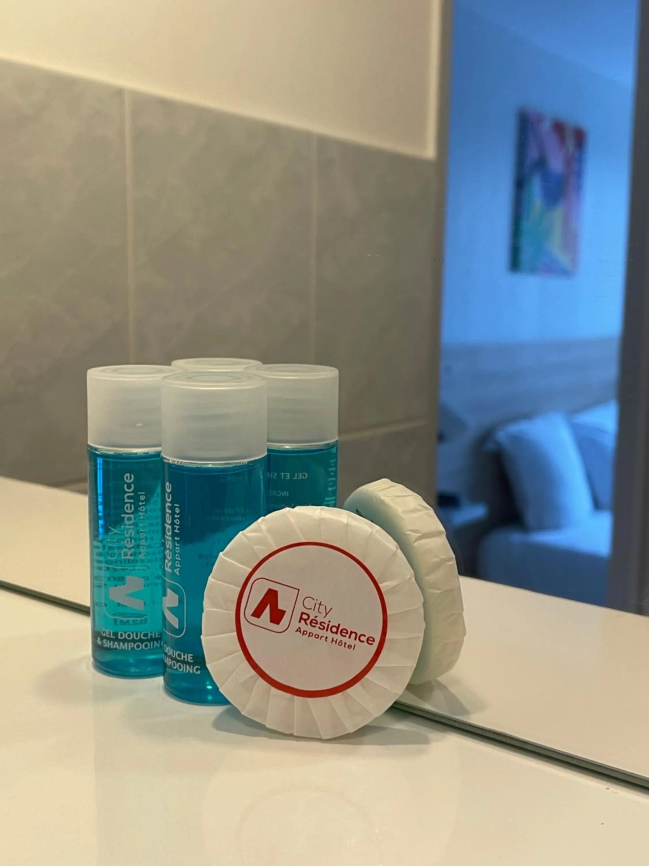 Bathroom in City Résidence Avignon