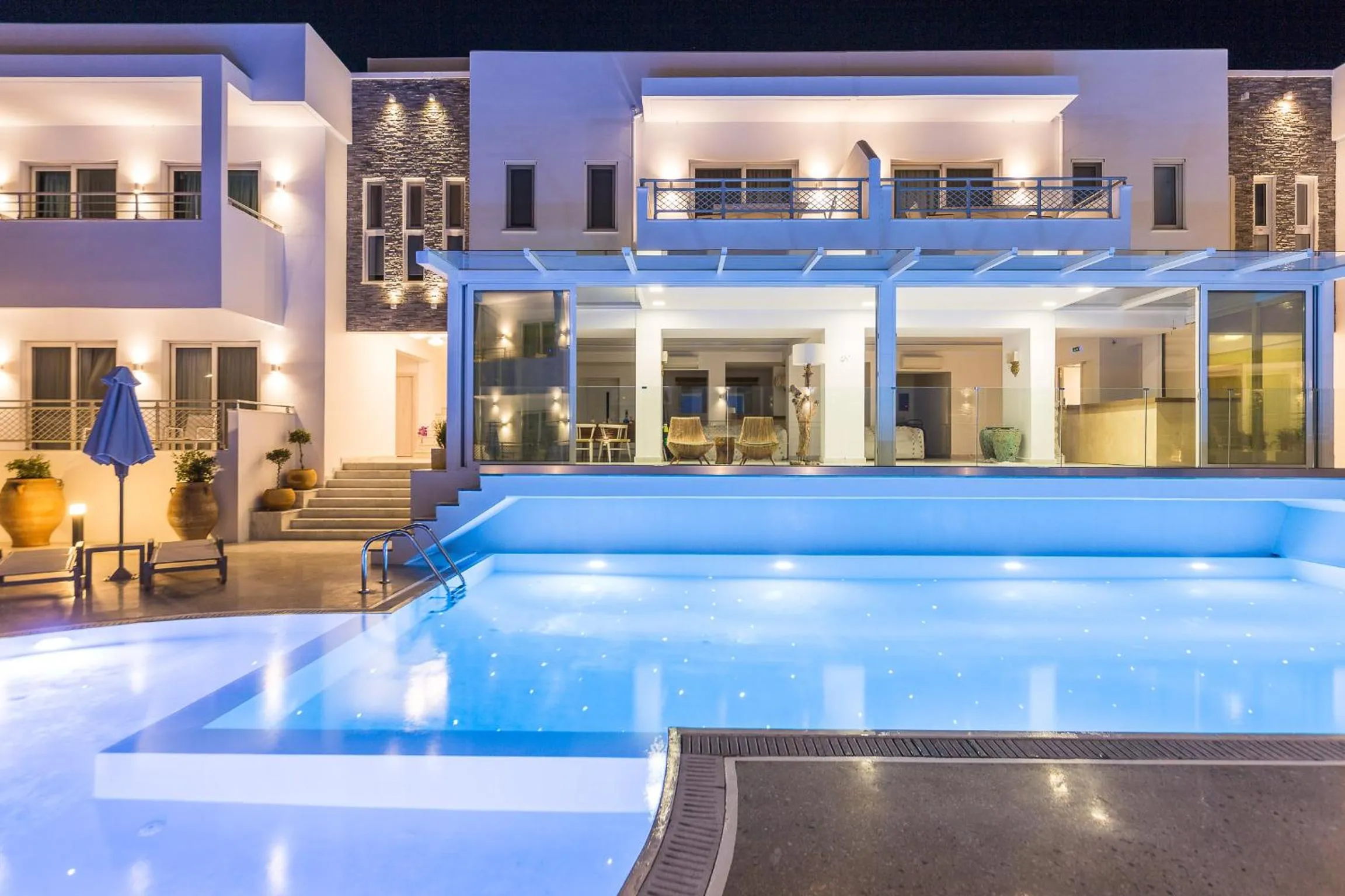 Swimming pool in Cyano Hotel