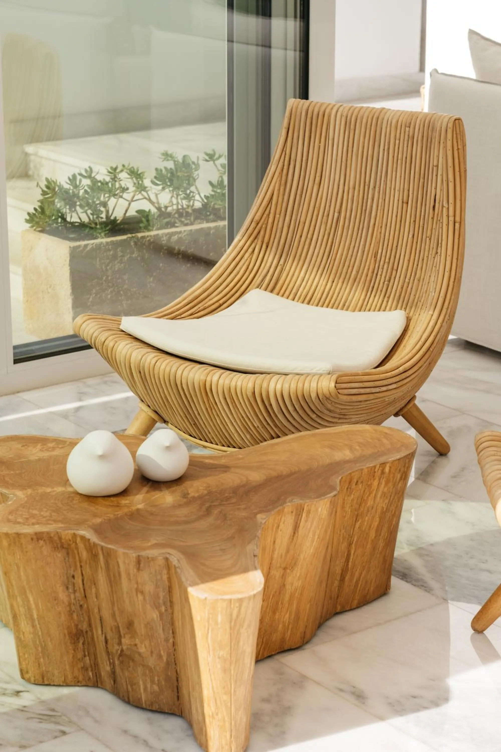 Living room in Cyano Hotel