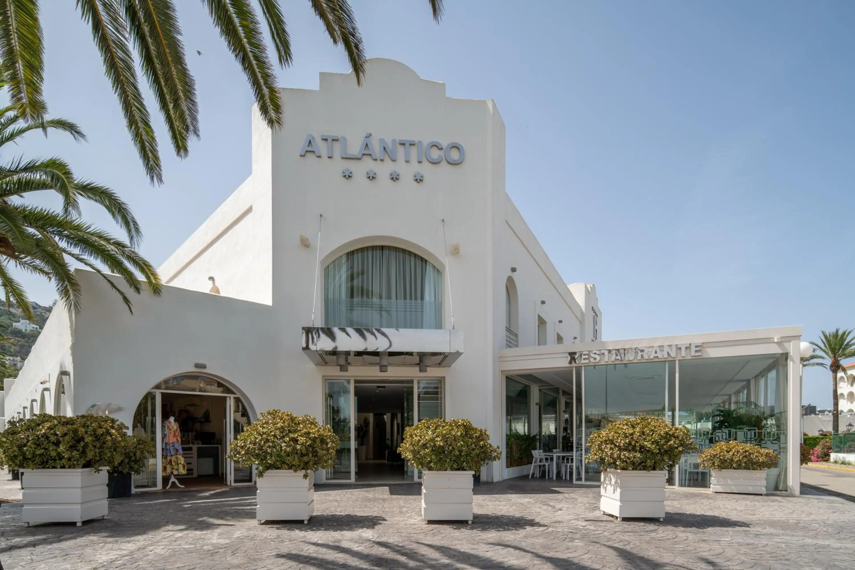 Restaurant/places to eat in Hotel Atlántico