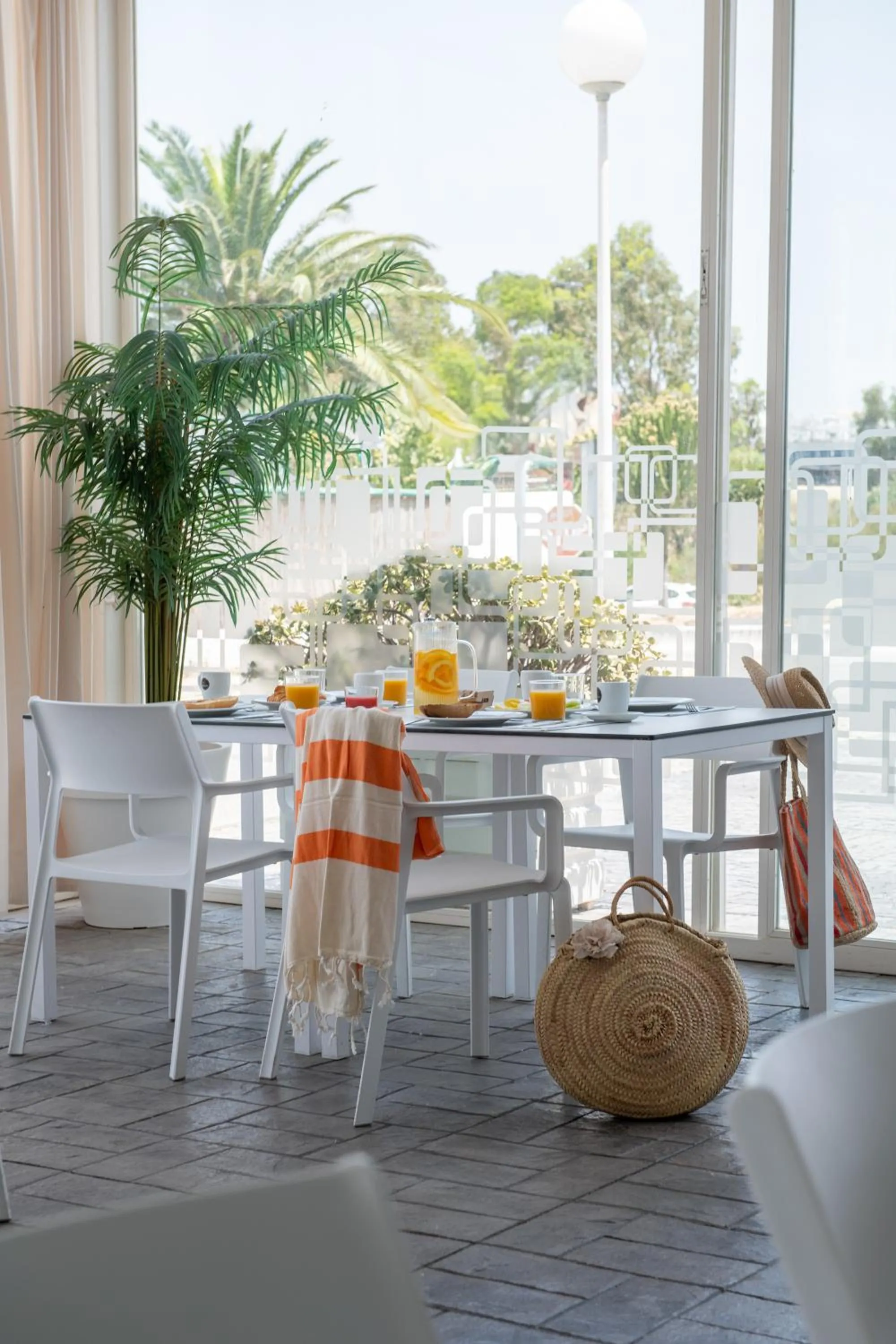 Restaurant/places to eat in Hotel Atlántico