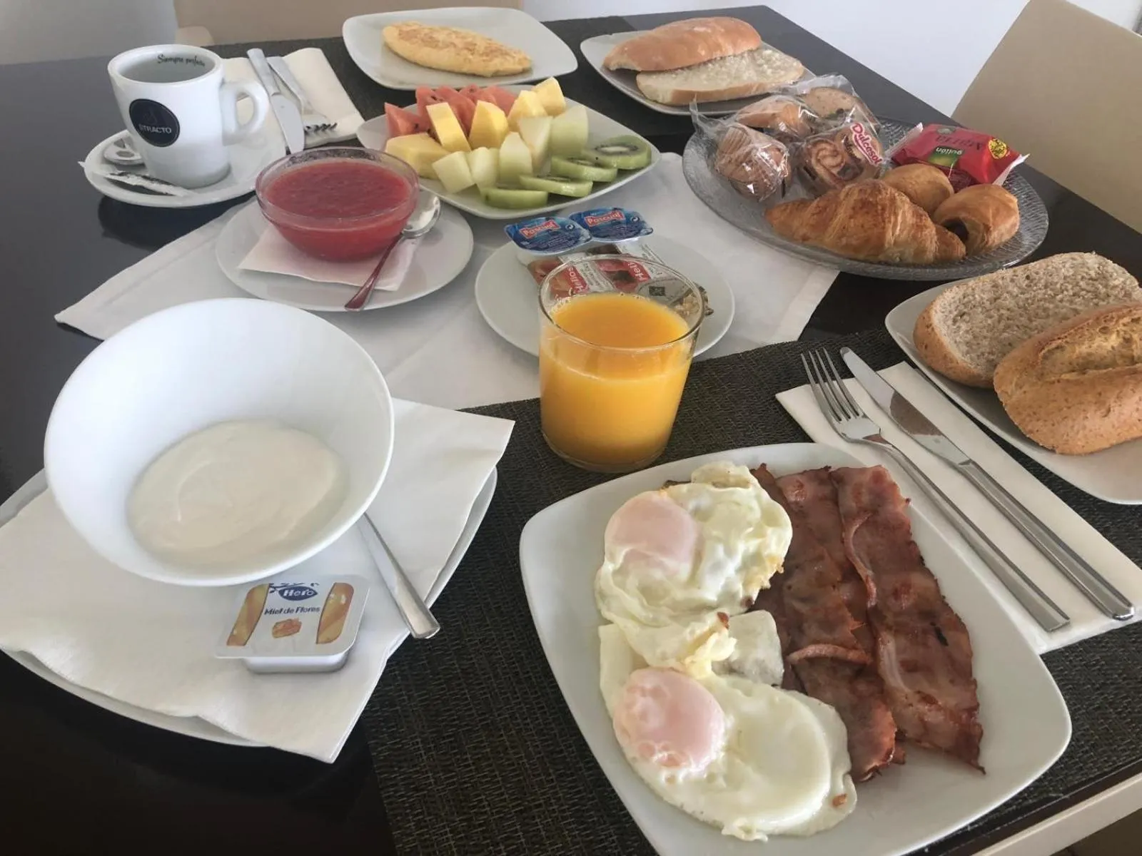 Restaurant/places to eat in Hotel Atlántico