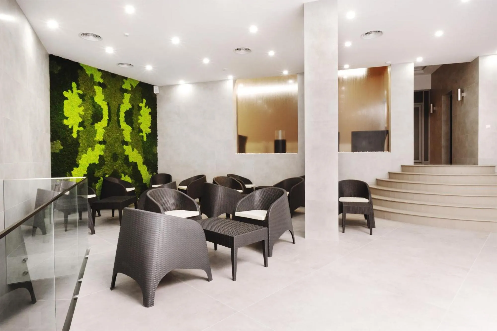 Restaurant/places to eat in Roxen Hotel&Spa