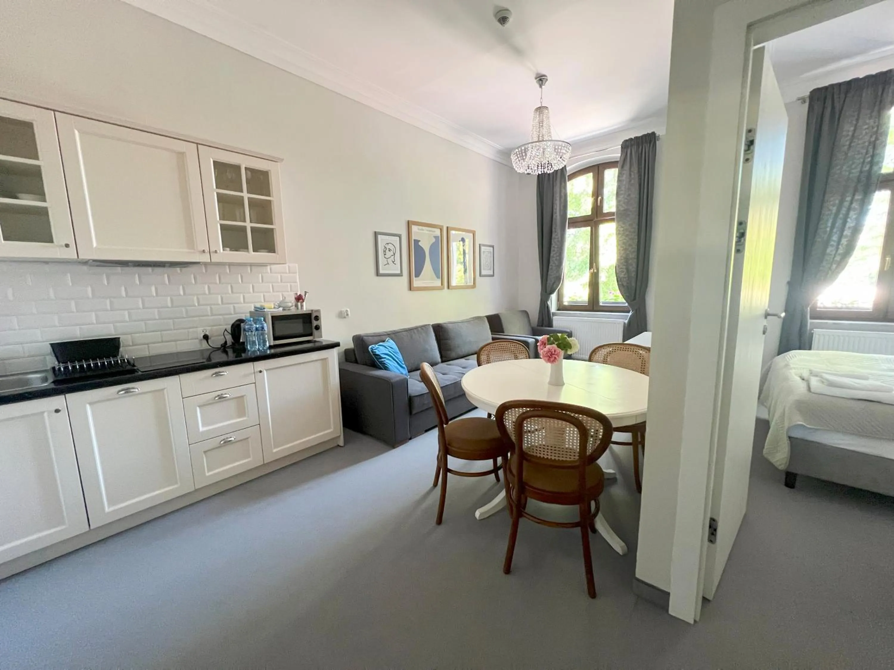 Photo of the whole room, Bed in Willa Puck