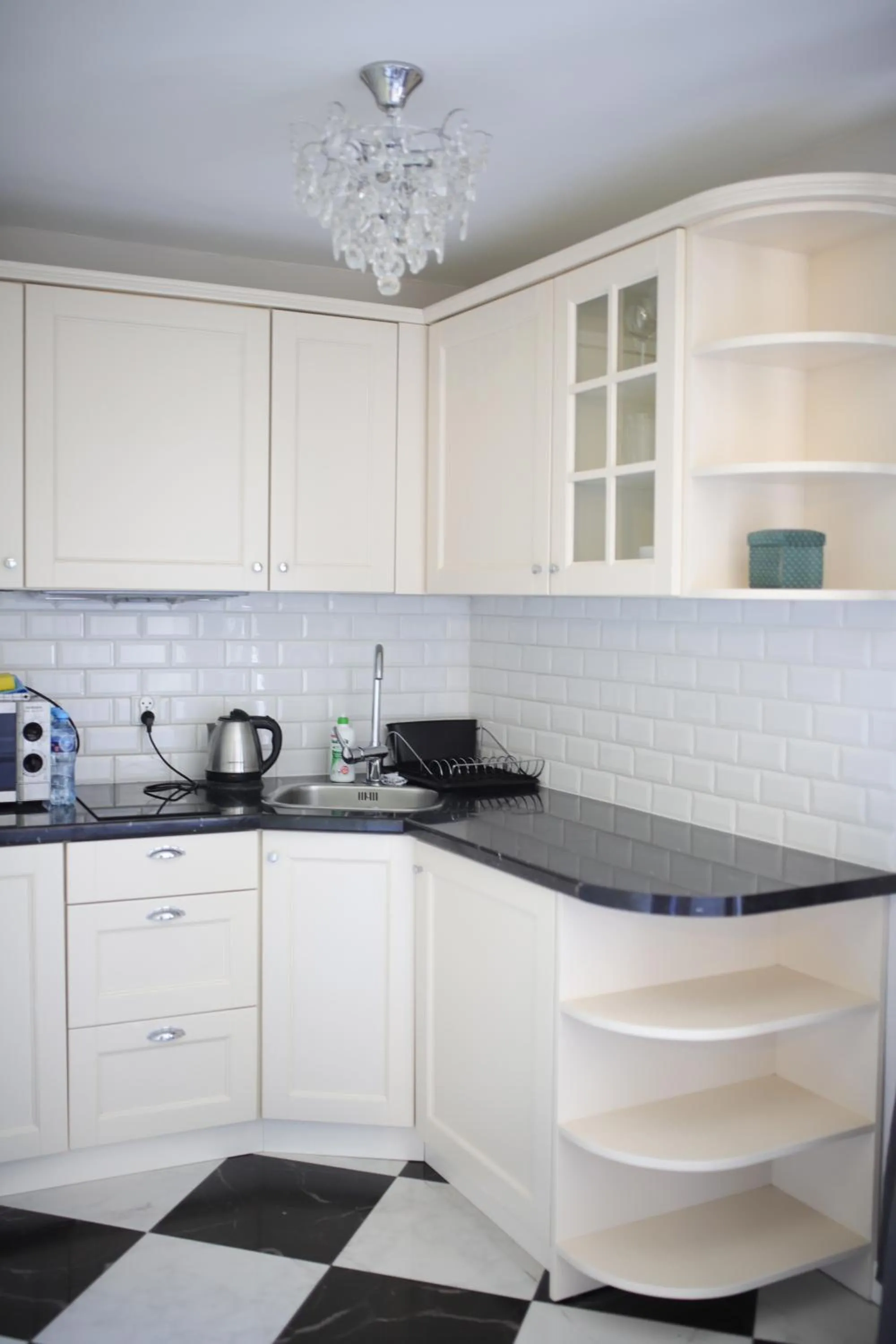 Kitchen or kitchenette in Willa Puck