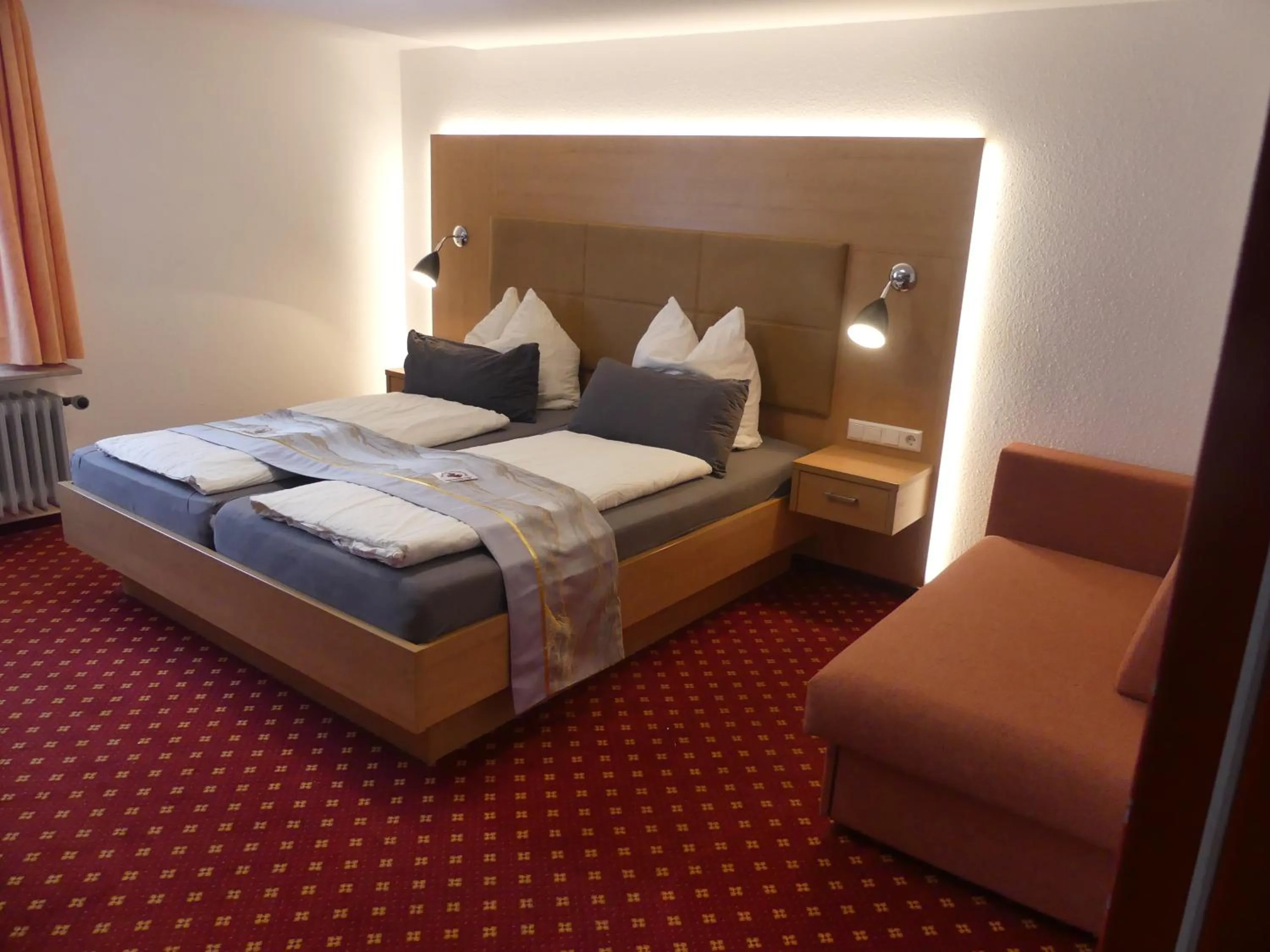 Bed in Hotel Traube