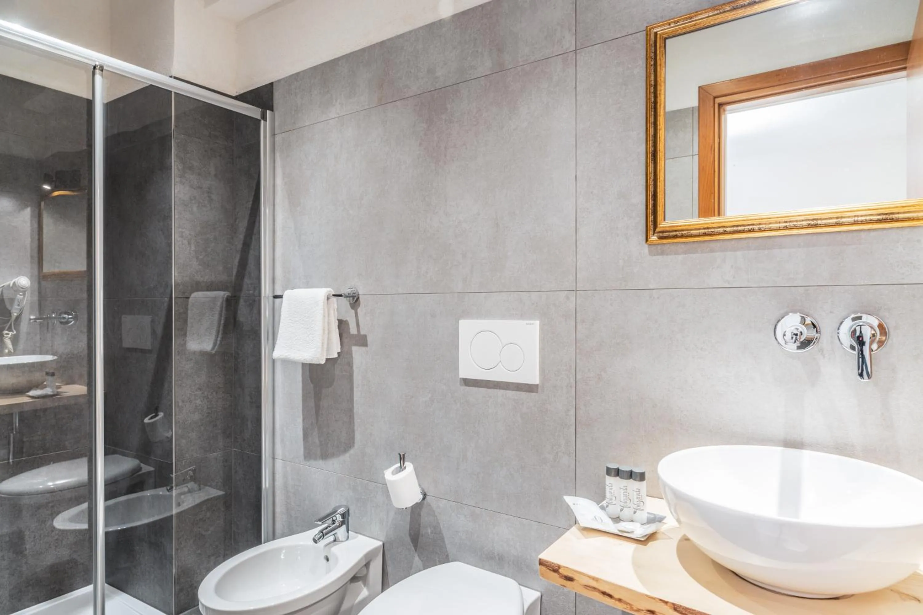 Bathroom in Hotel Folgarida