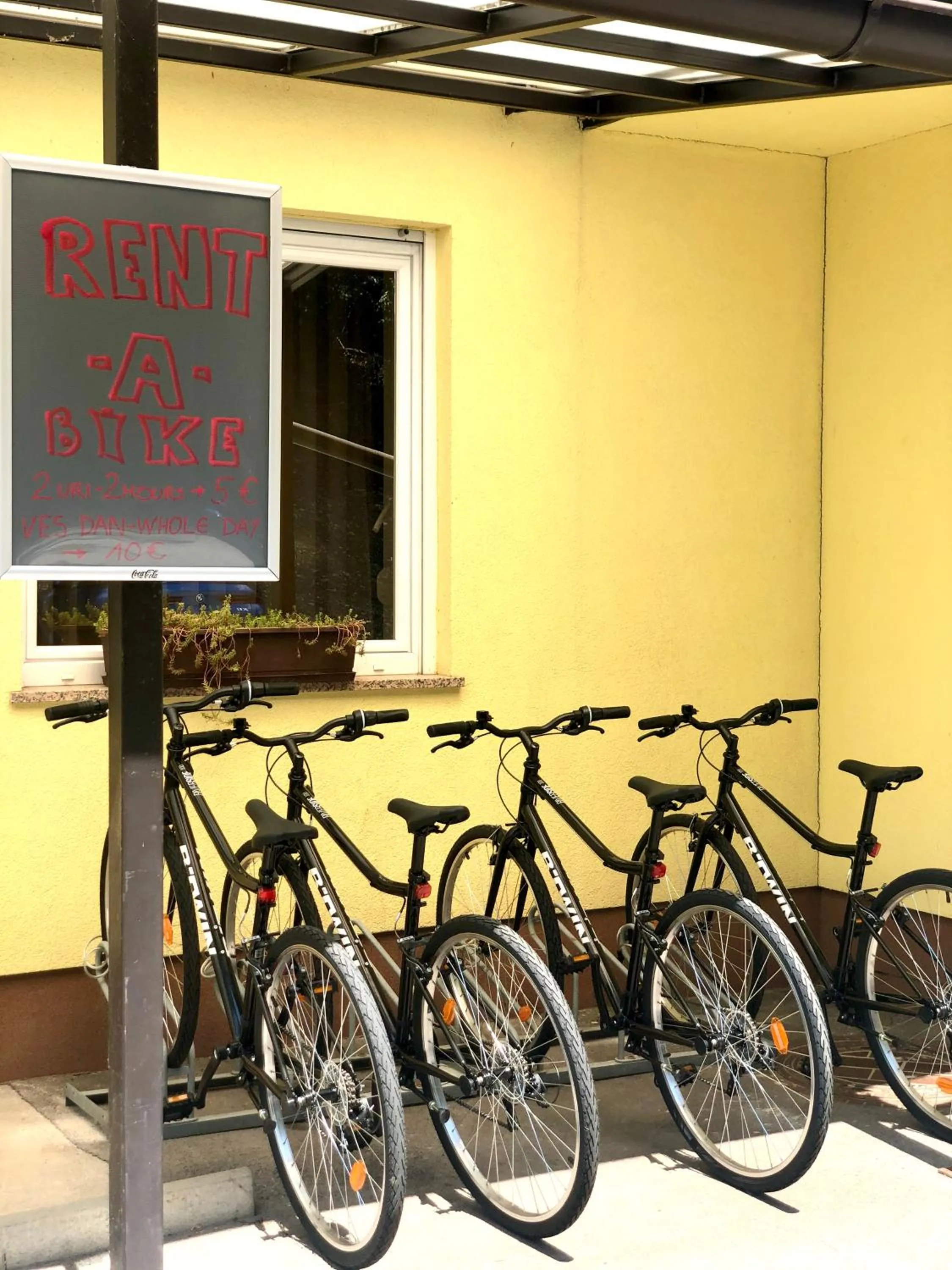 Cycling in Hotel Medno