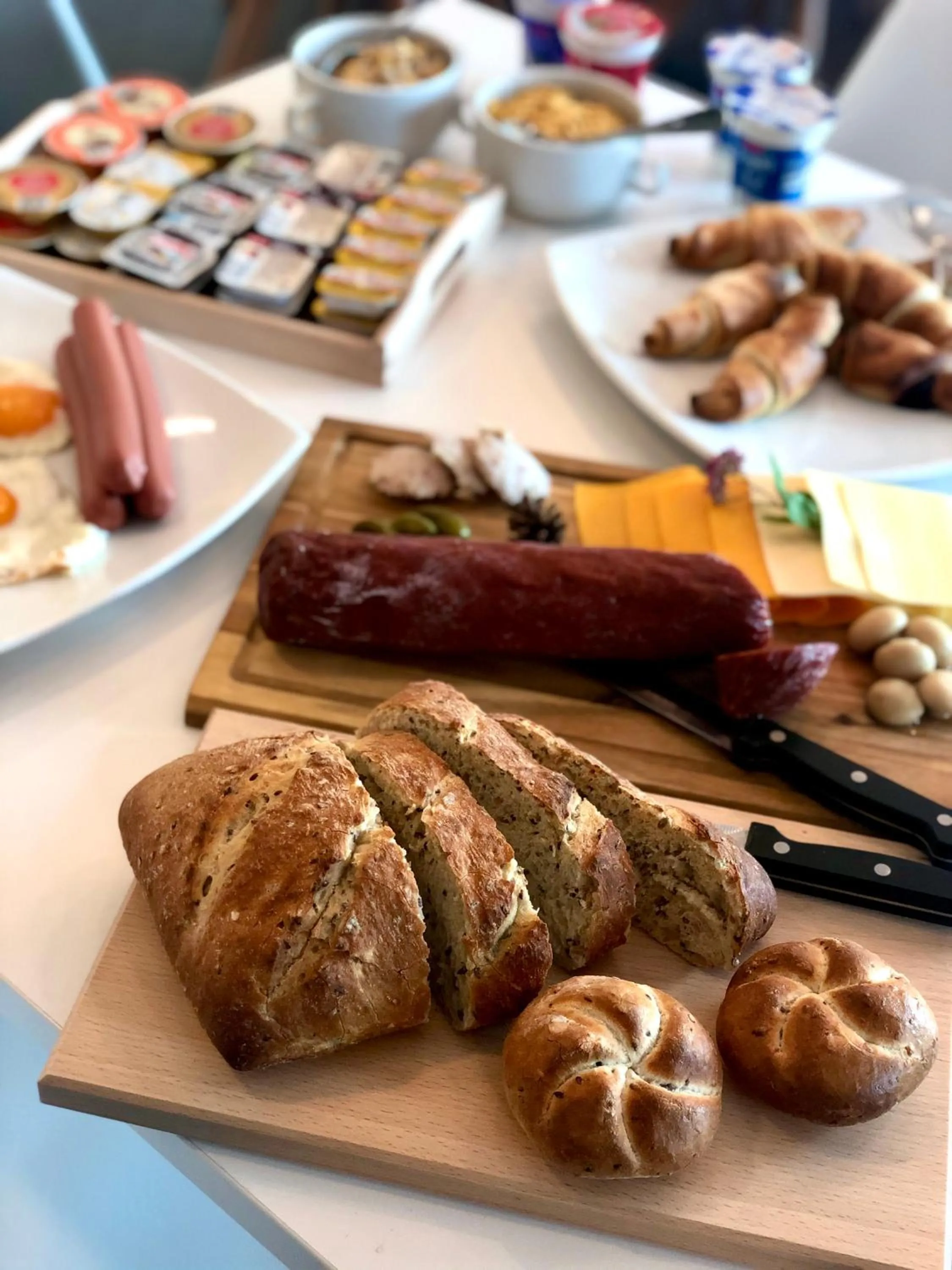 Continental breakfast in Hotel Medno