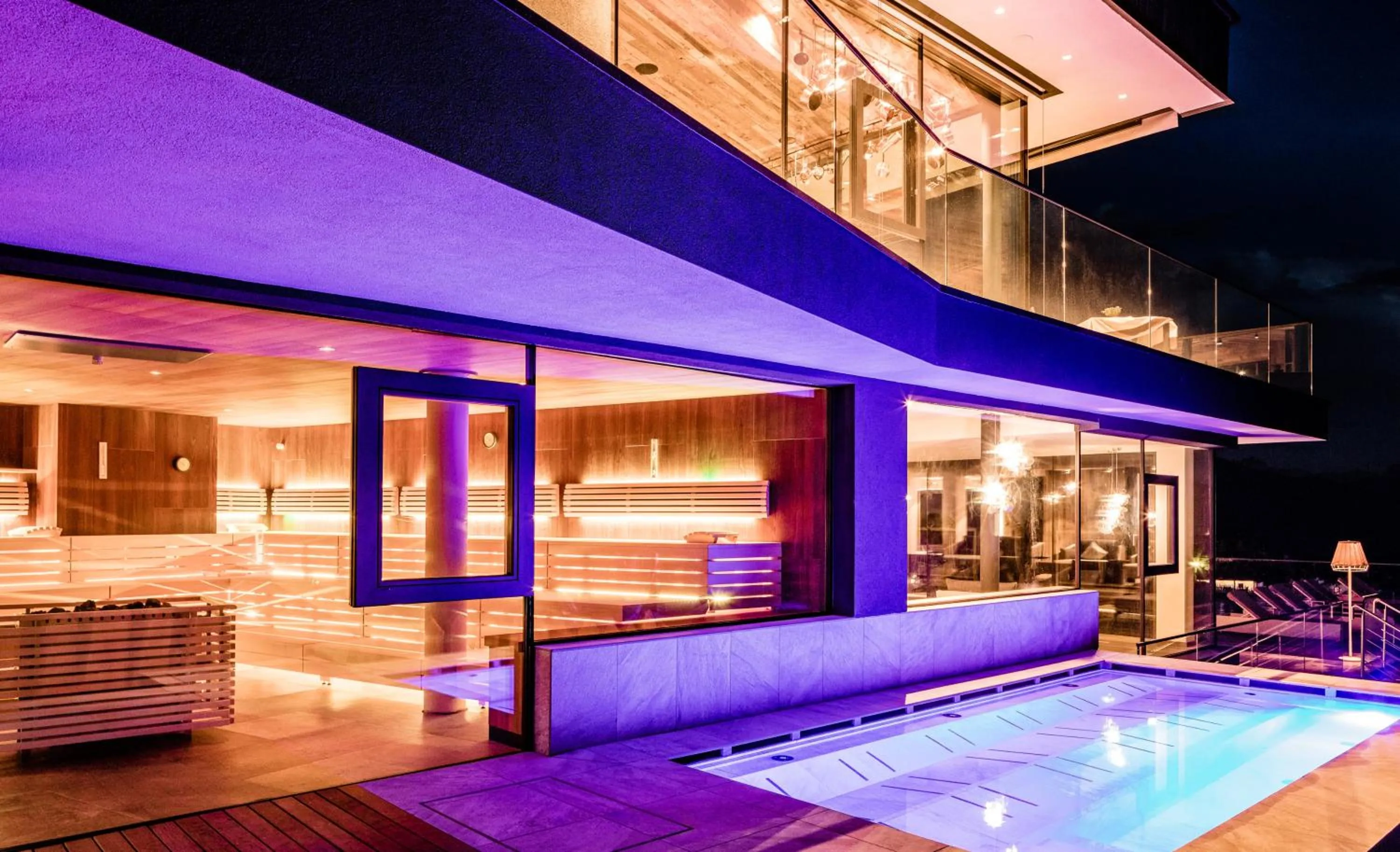 Winter in SONNENBERG Panorama Dolomites Wellbeing