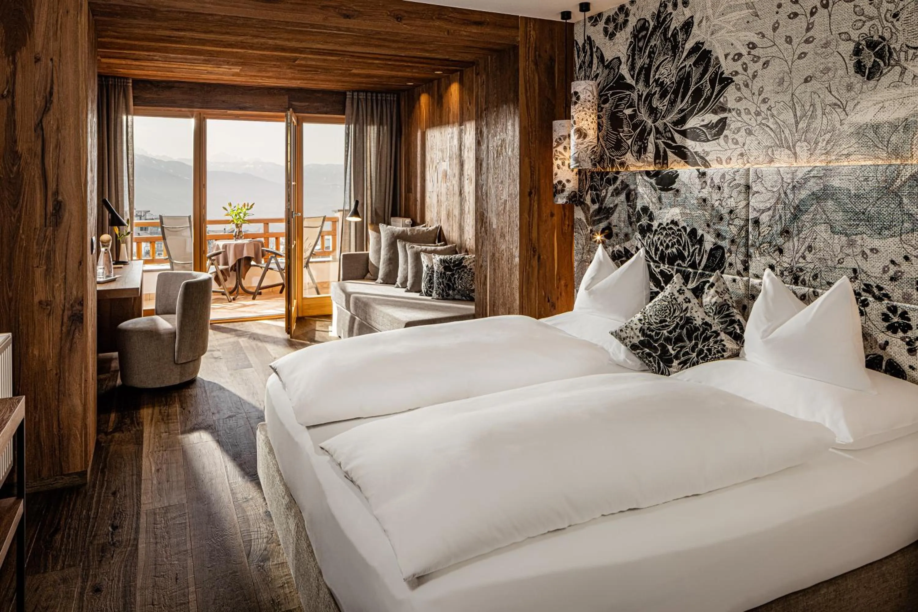 Bed in SONNENBERG Panorama Dolomites Wellbeing