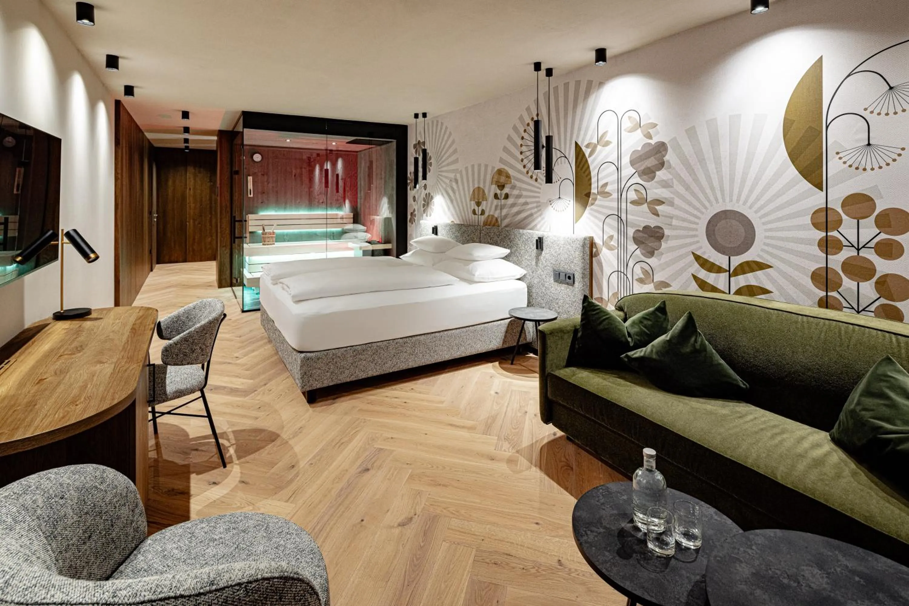 Photo of the whole room, Bed in SONNENBERG Panorama Dolomites Wellbeing