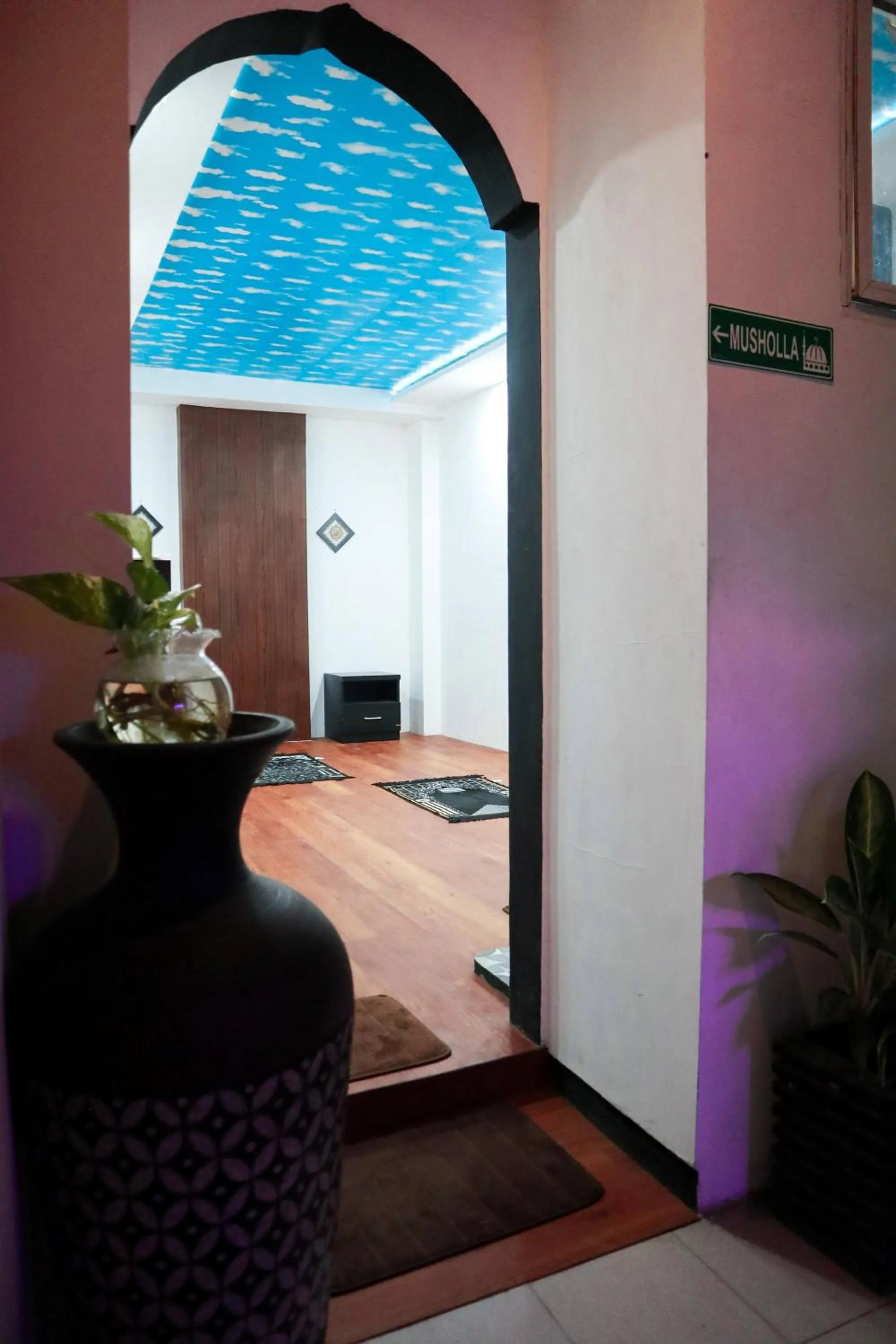 Bed in Helios Hotel Malang