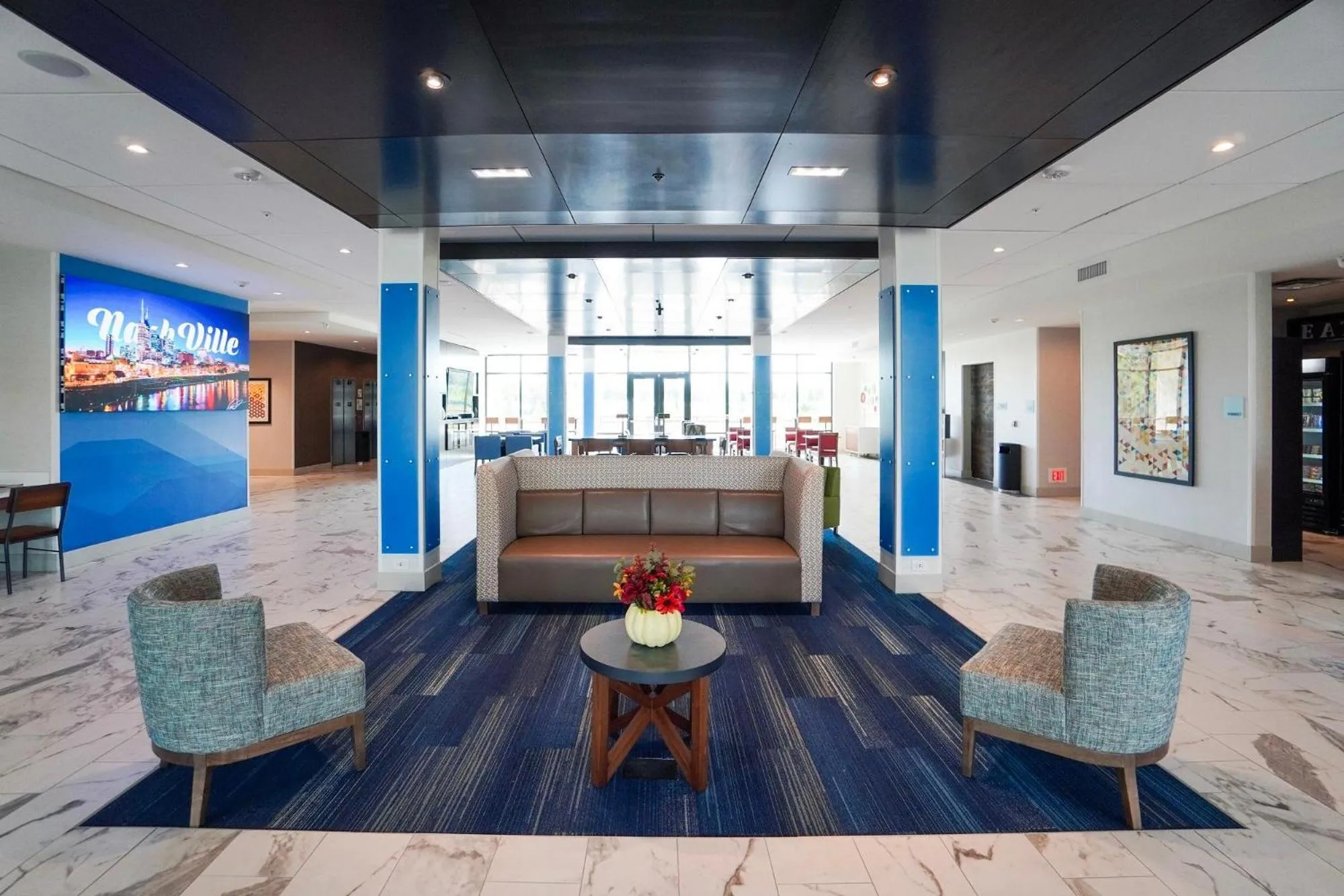 Lobby or reception in Holiday Inn Express & Suites Franklin - Berry Farms by IHG