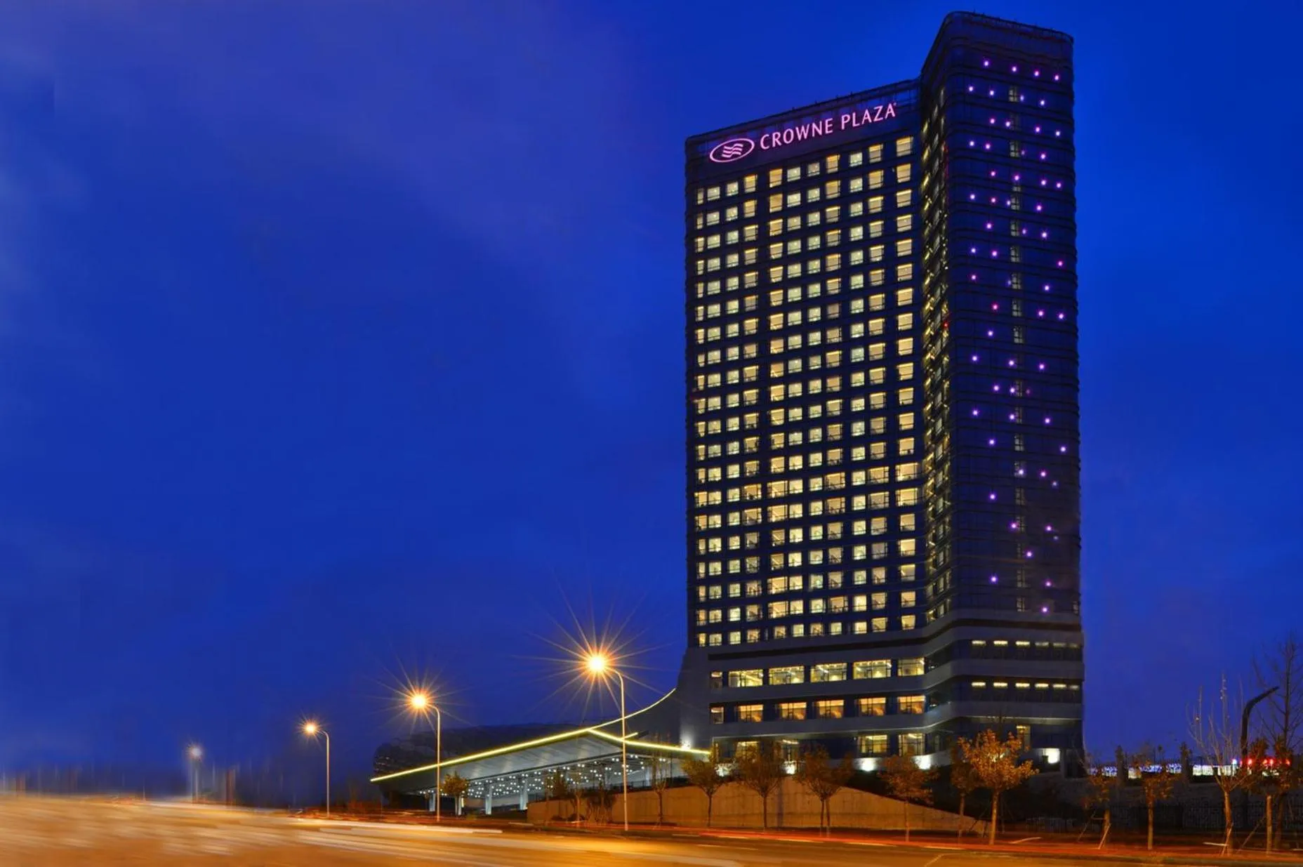 Property building in Crowne Plaza Dalian Sports Center by IHG