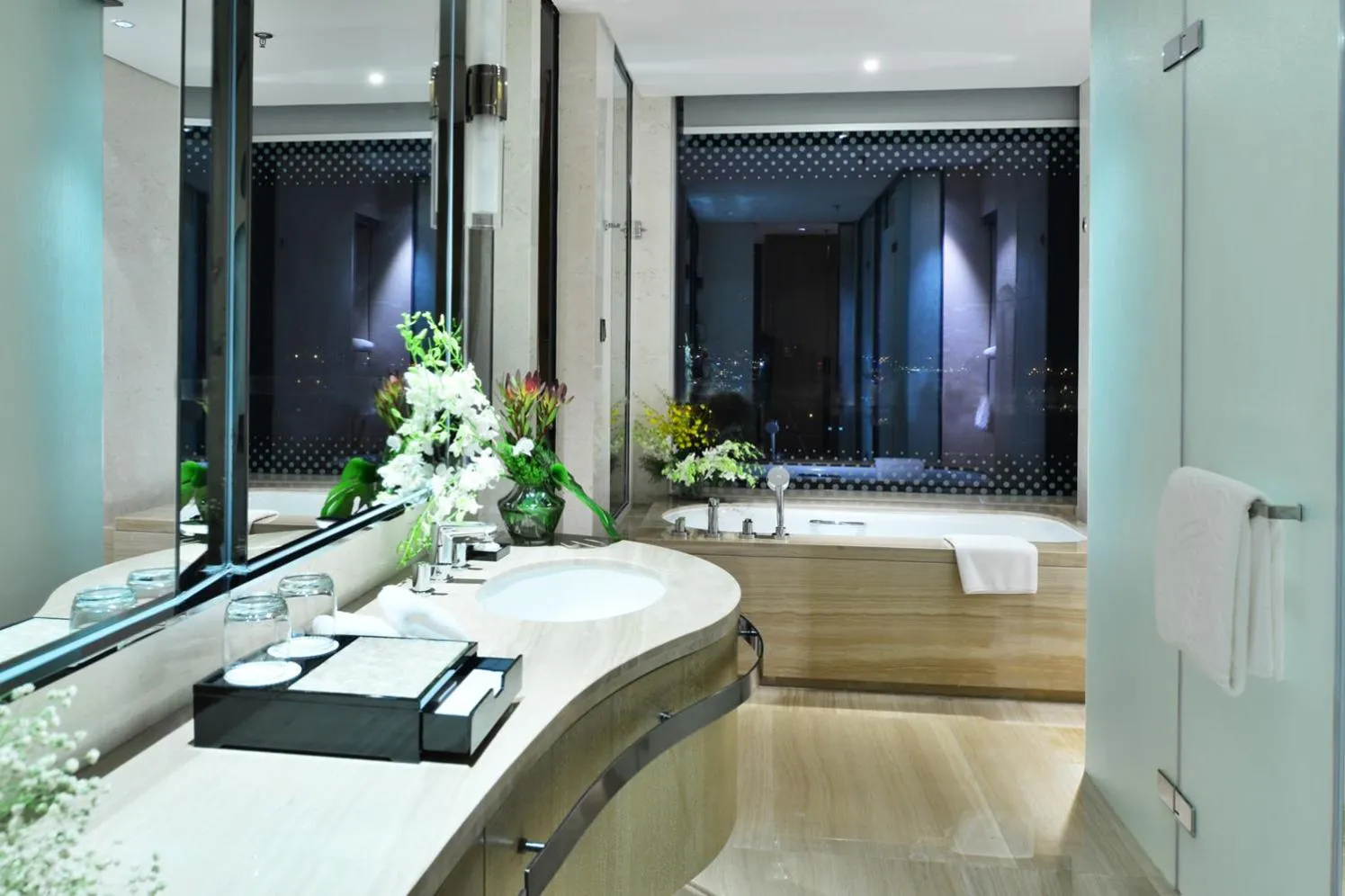 Bathroom, Bed in Crowne Plaza Dalian Sports Center by IHG