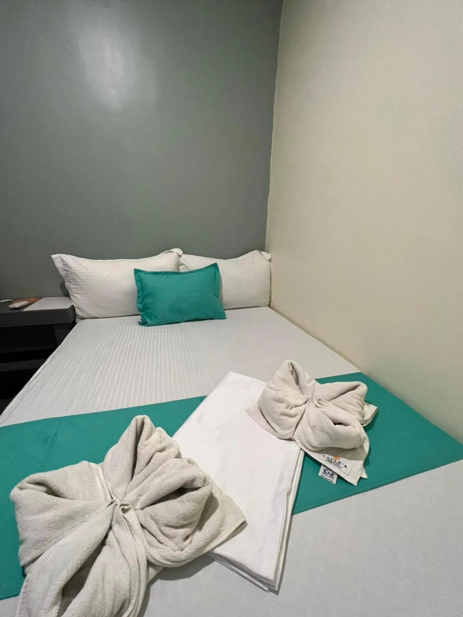 Bed in Laule'a Hostel