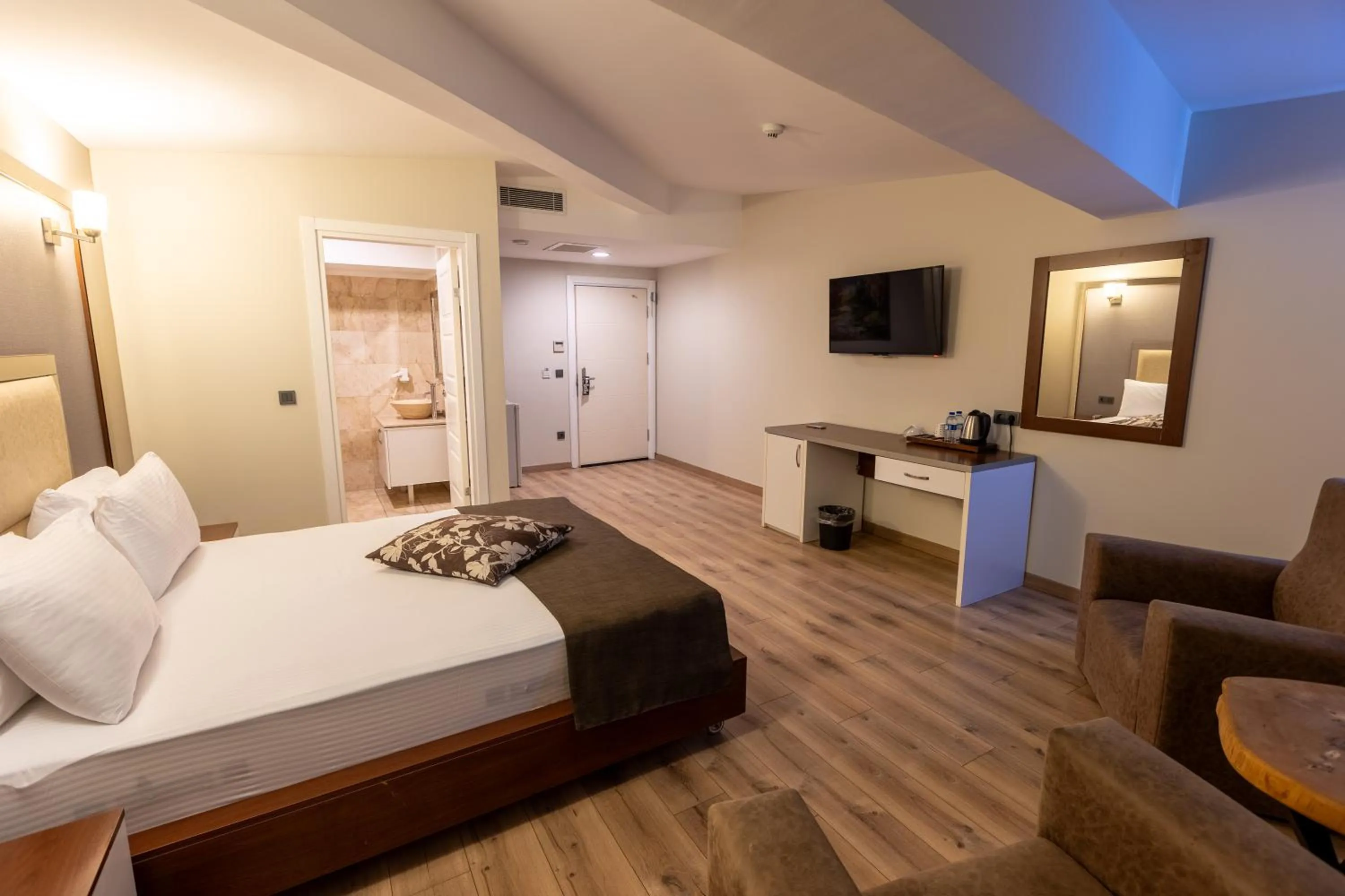 Bed in Asia Business Suites