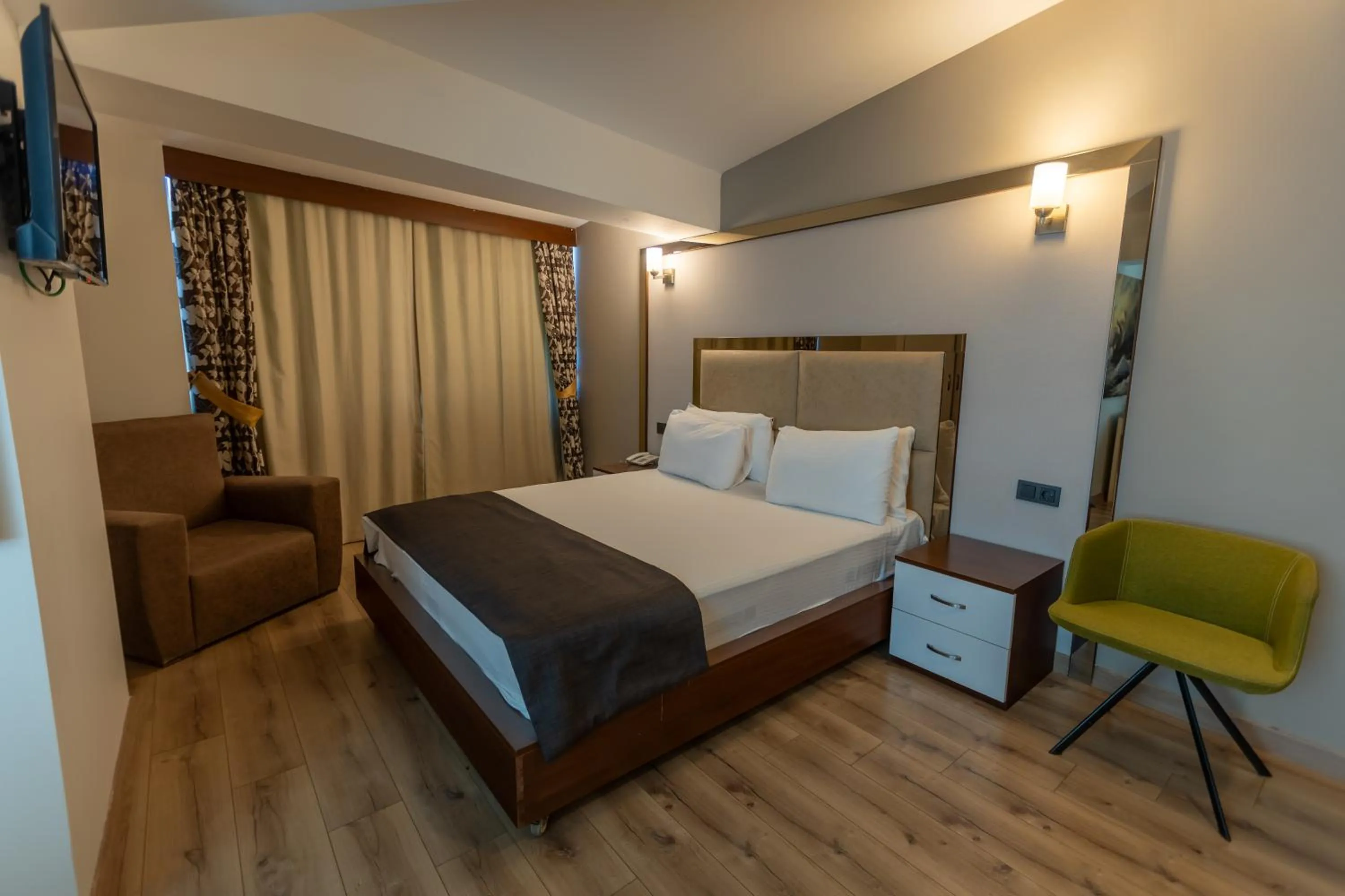 Bed in Asia Business Suites