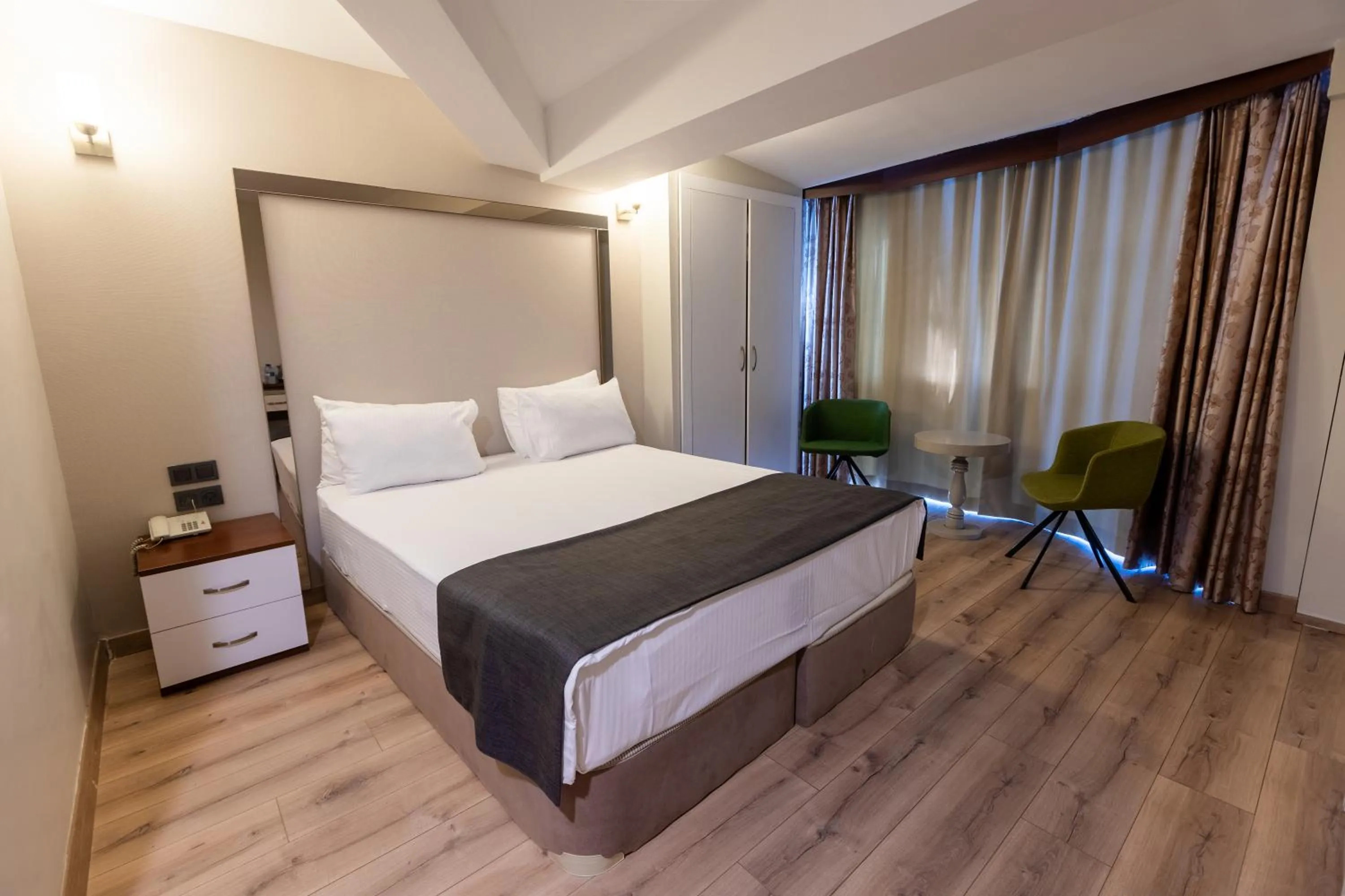 Bed in Asia Business Suites