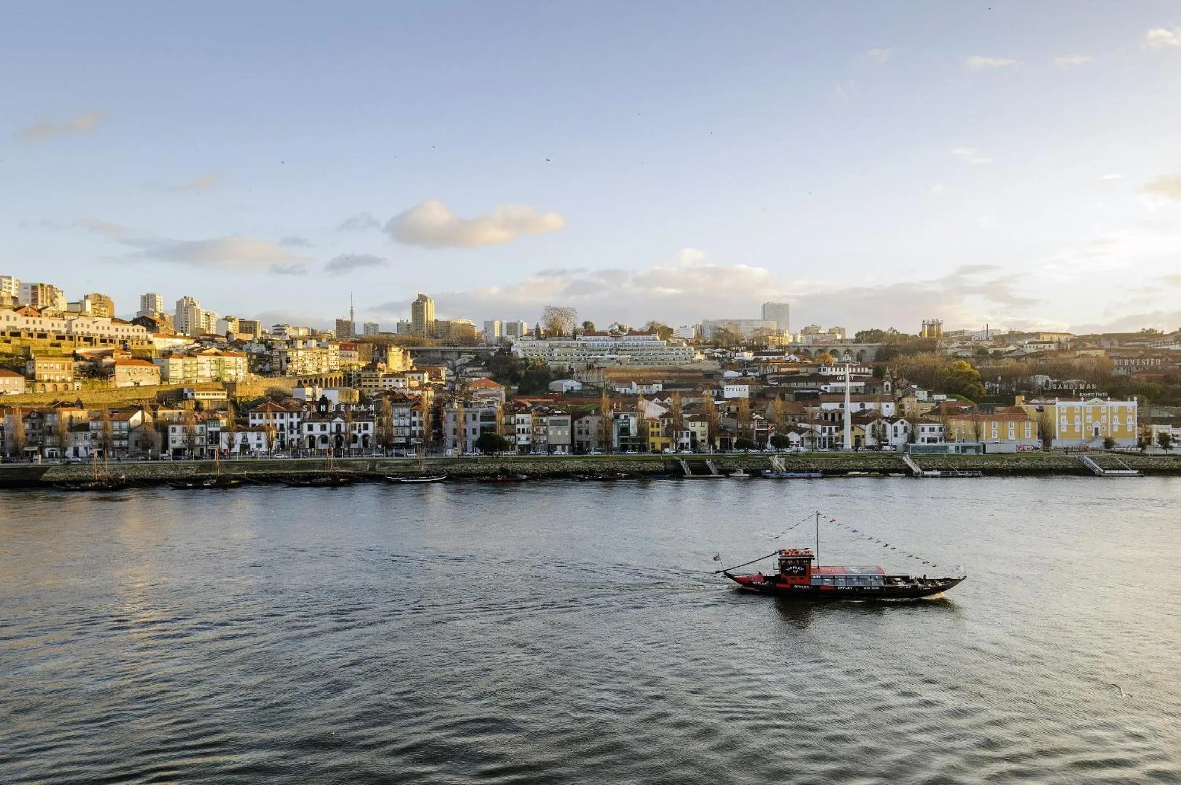 Day in YOUROPO - Ribeira Porto