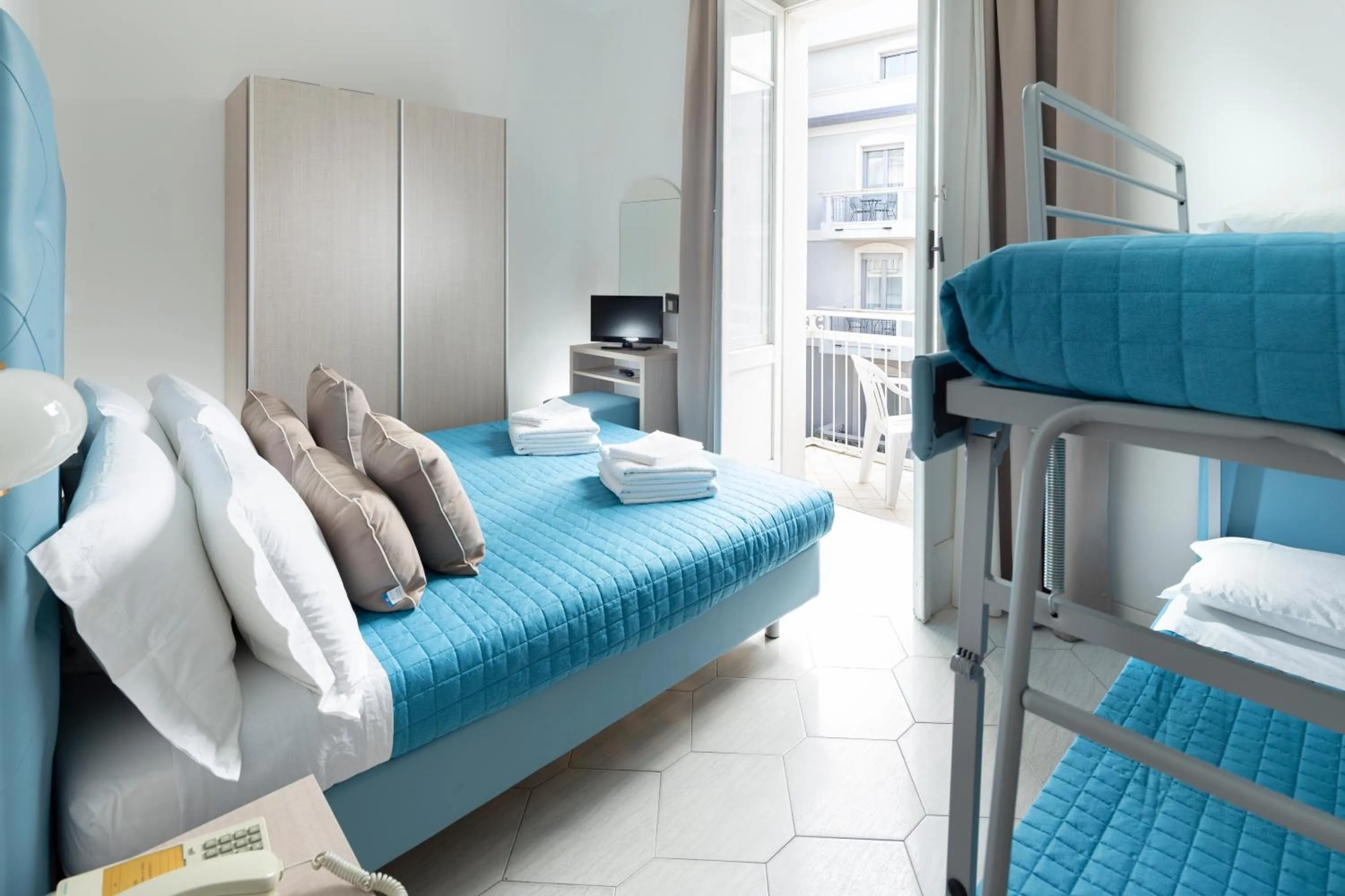 Bedroom, Bed in Hotel Italia Boutique