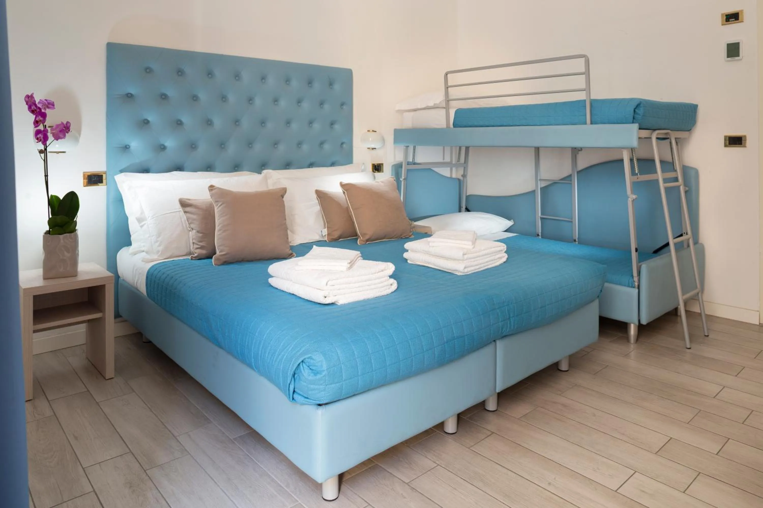 Bedroom, Bed in Hotel Italia Boutique