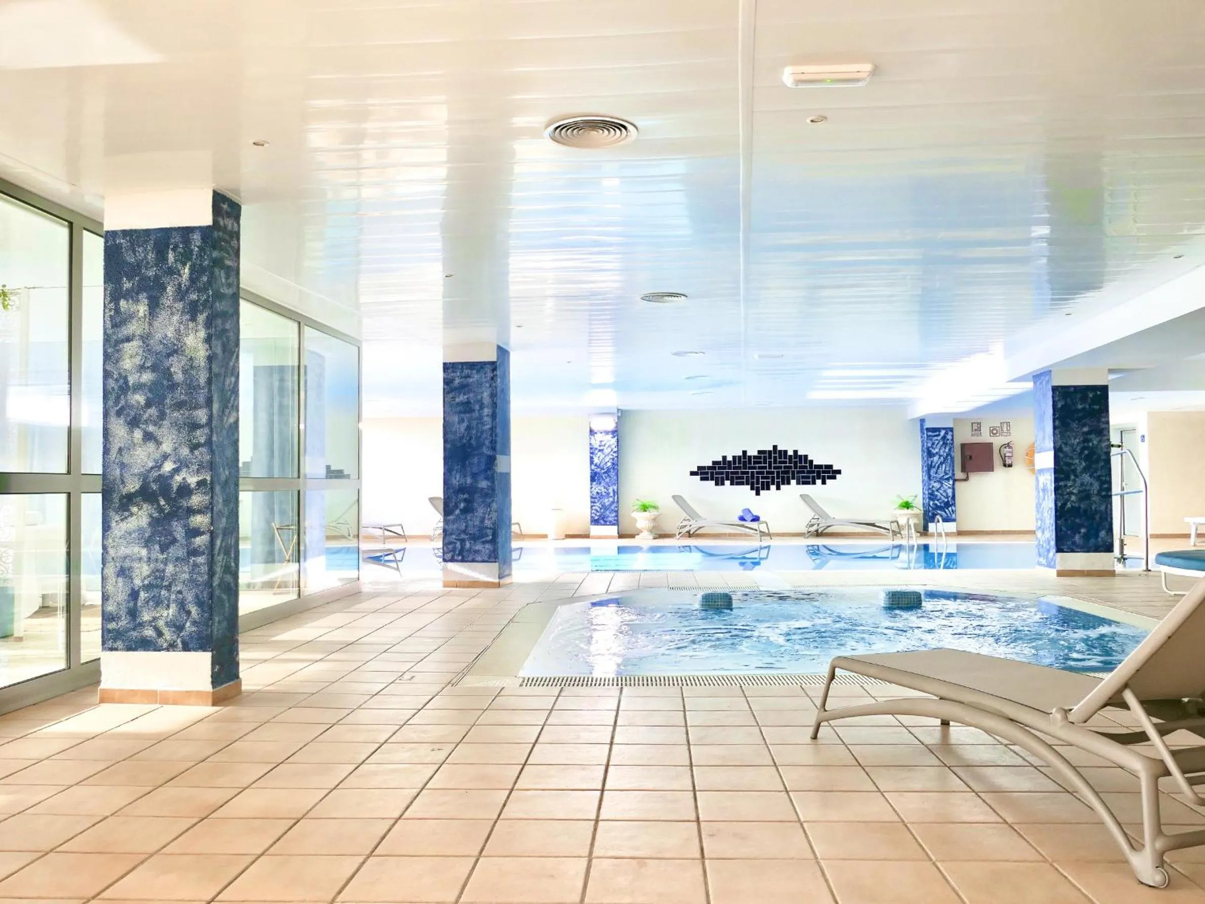 Swimming pool in Hotel Na Forana