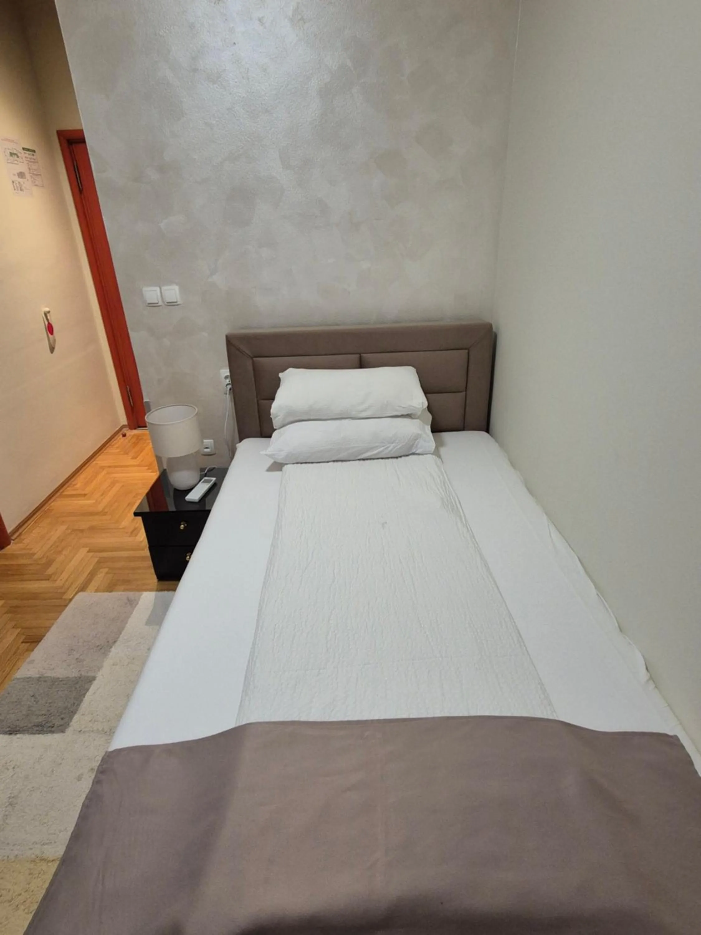 Photo of the whole room, Bed in Hotel MB